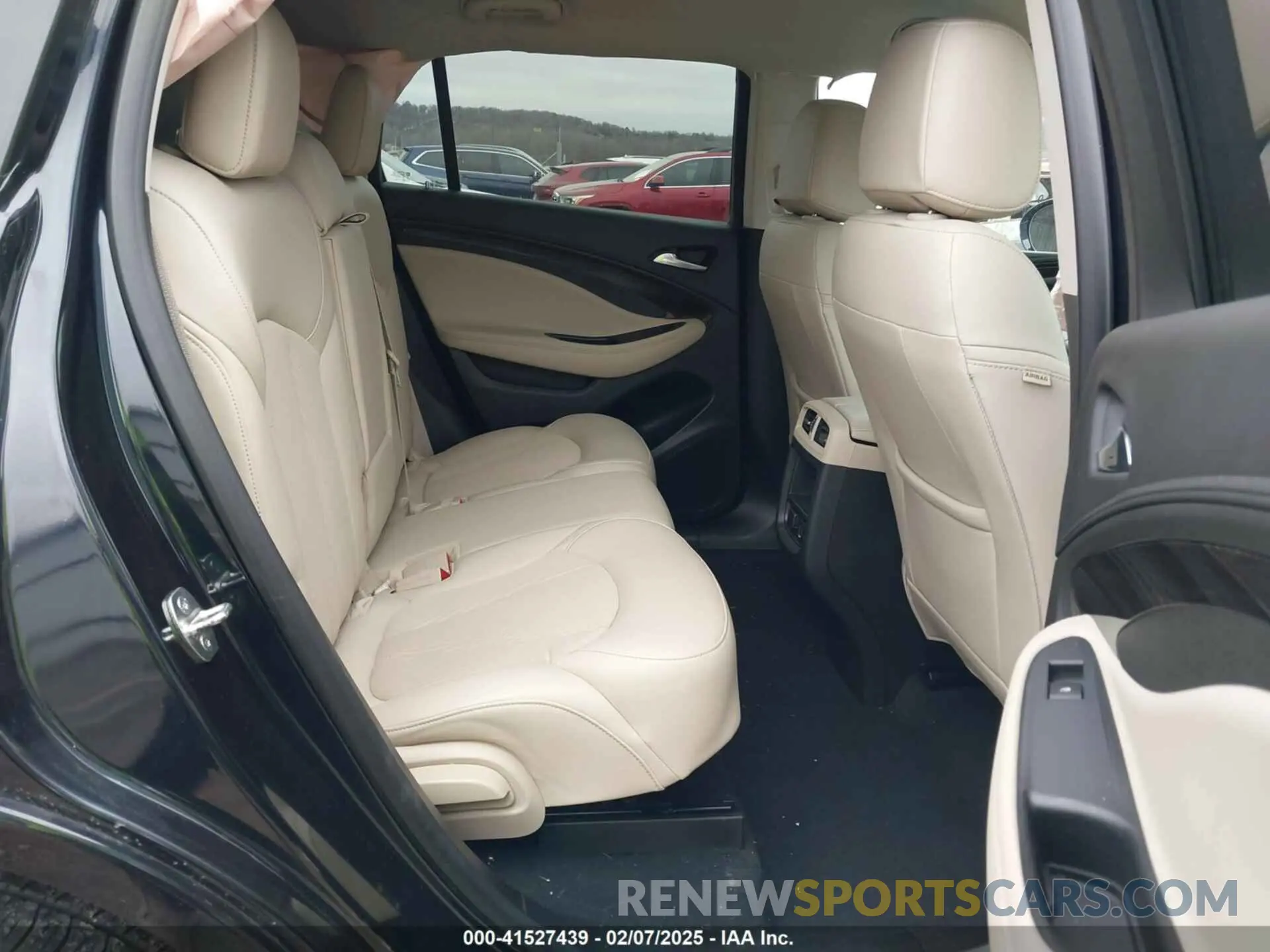 8 fotografías del automóvil dañado LRBFX1SA6LD116218 BUICK ENVISION 2020