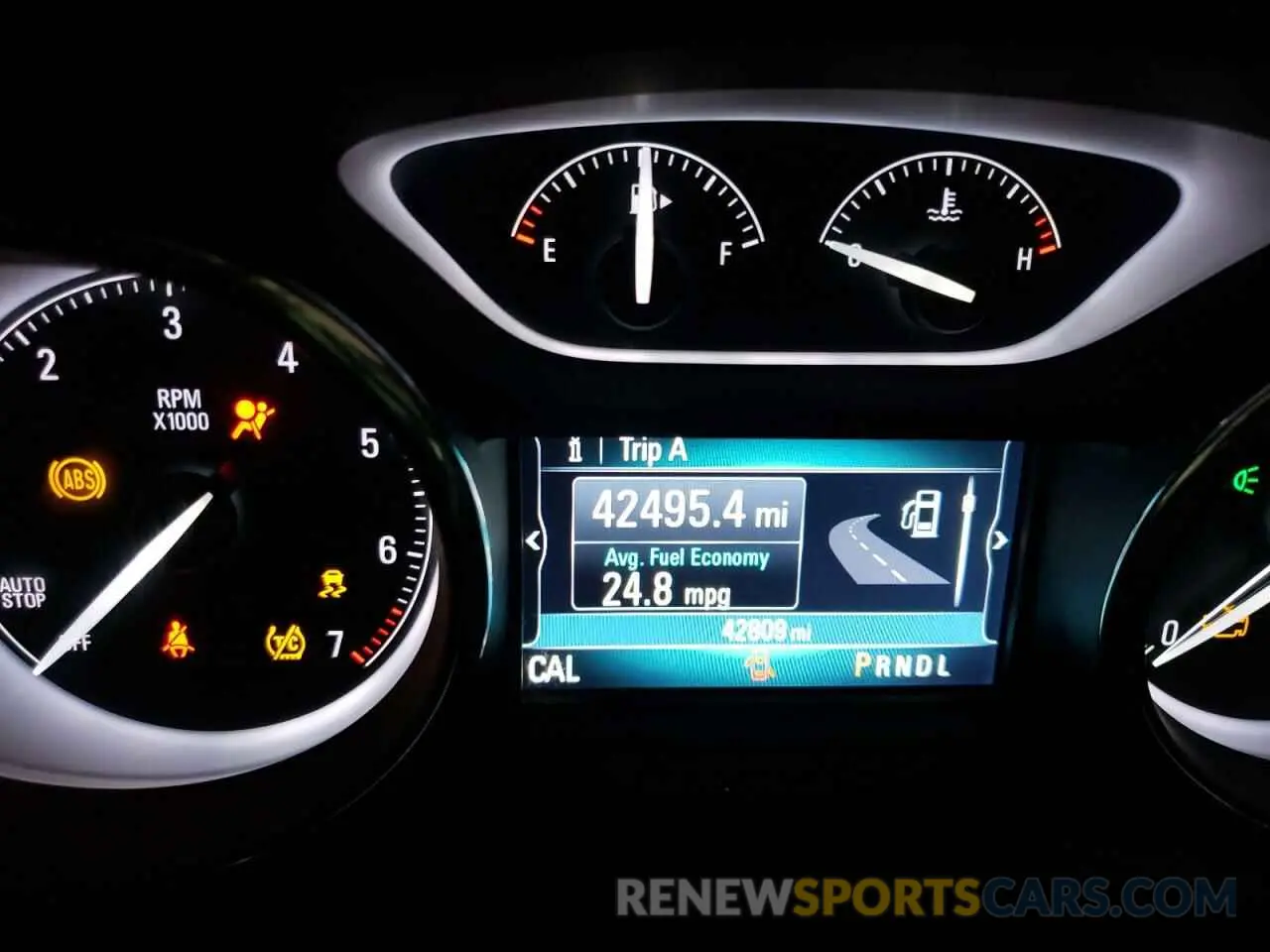 9 fotografías del automóvil dañado LRBFX1SA6LD179206 BUICK ENVISION 2020