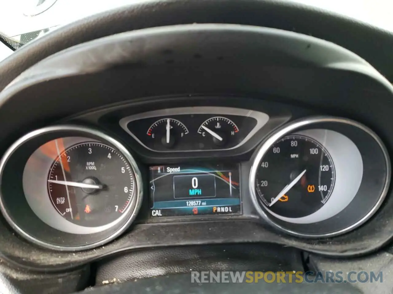 9 fotografías del automóvil dañado LRBFX1SA8LD194547 BUICK ENVISION 2020