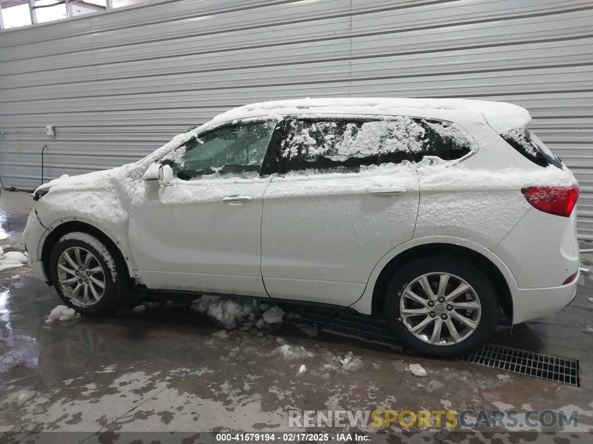 15 fotografías del automóvil dañado LRBFX2SA2LD044763 BUICK ENVISION 2020