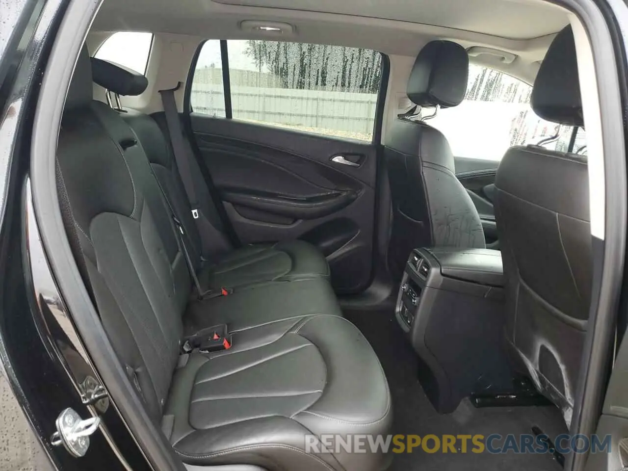 11 fotografías del automóvil dañado LRBFX2SA5LD093603 BUICK ENVISION 2020
