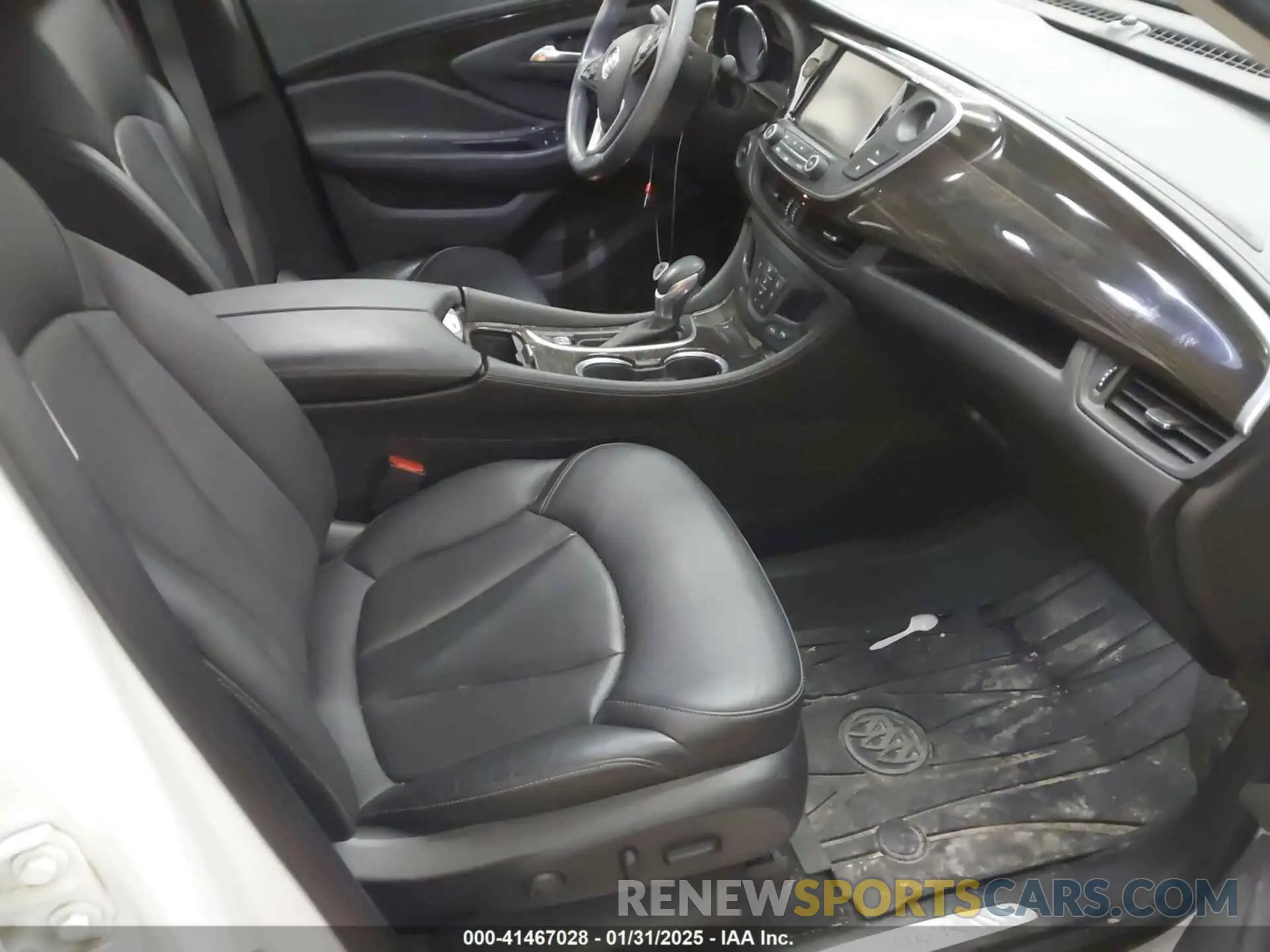 5 fotografías del automóvil dañado LRBFX2SA6LD114281 BUICK ENVISION 2020