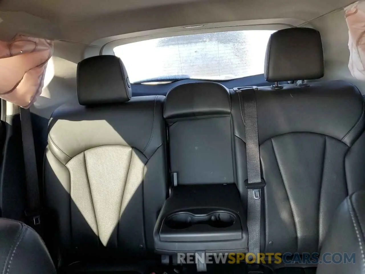 10 fotografías del automóvil dañado LRBFX2SA7LD177535 BUICK ENVISION 2020