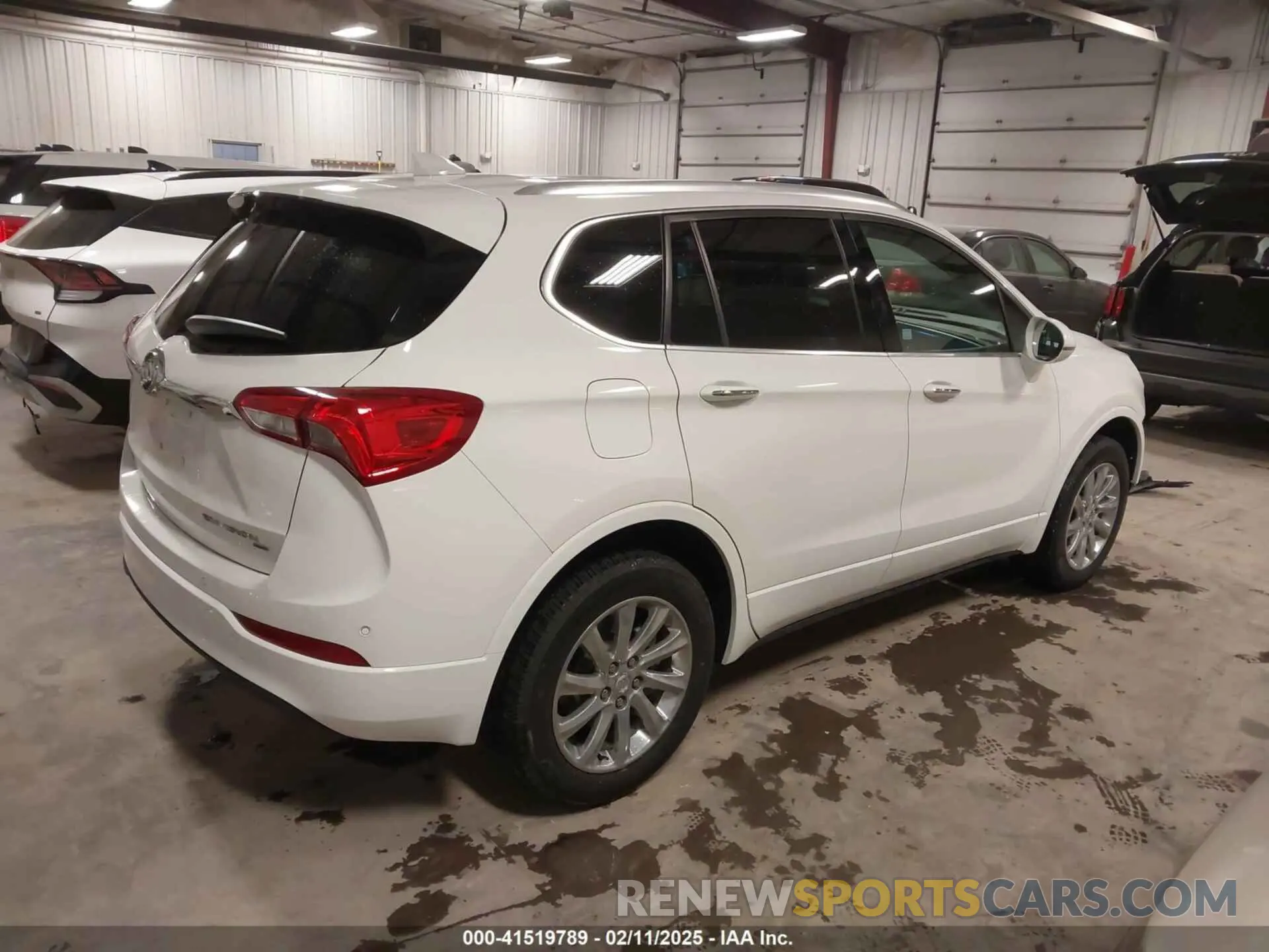 4 fotografías del automóvil dañado LRBFX2SA7LD193735 BUICK ENVISION 2020