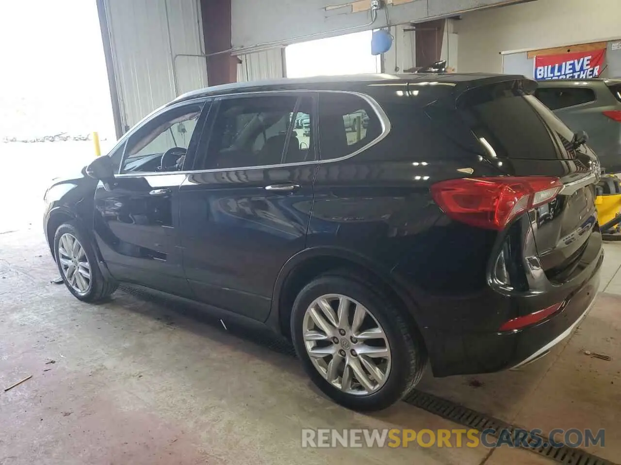 2 fotografías del automóvil dañado LRBFX3SX0LD123097 BUICK ENVISION 2020