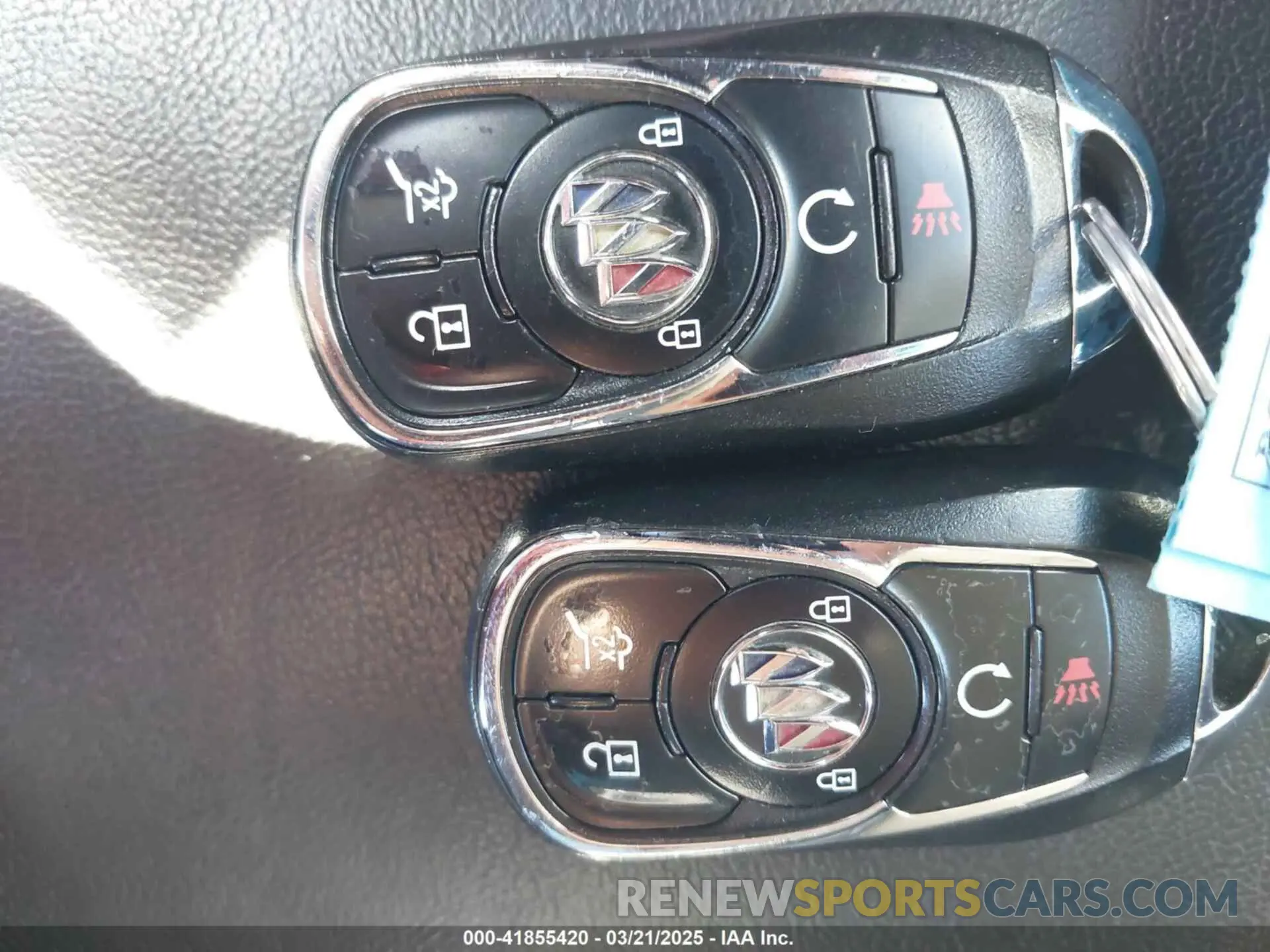 11 fotografías del automóvil dañado LRBFX3SX3LD165974 BUICK ENVISION 2020