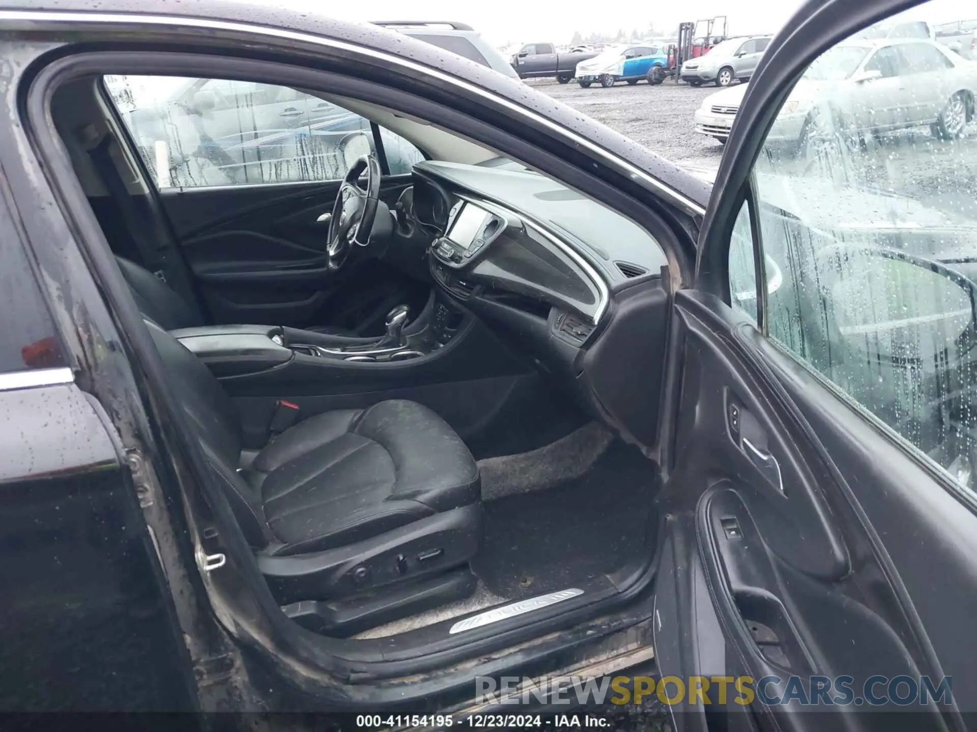 5 fotografías del automóvil dañado LRBFX3SX4LD158256 BUICK ENVISION 2020