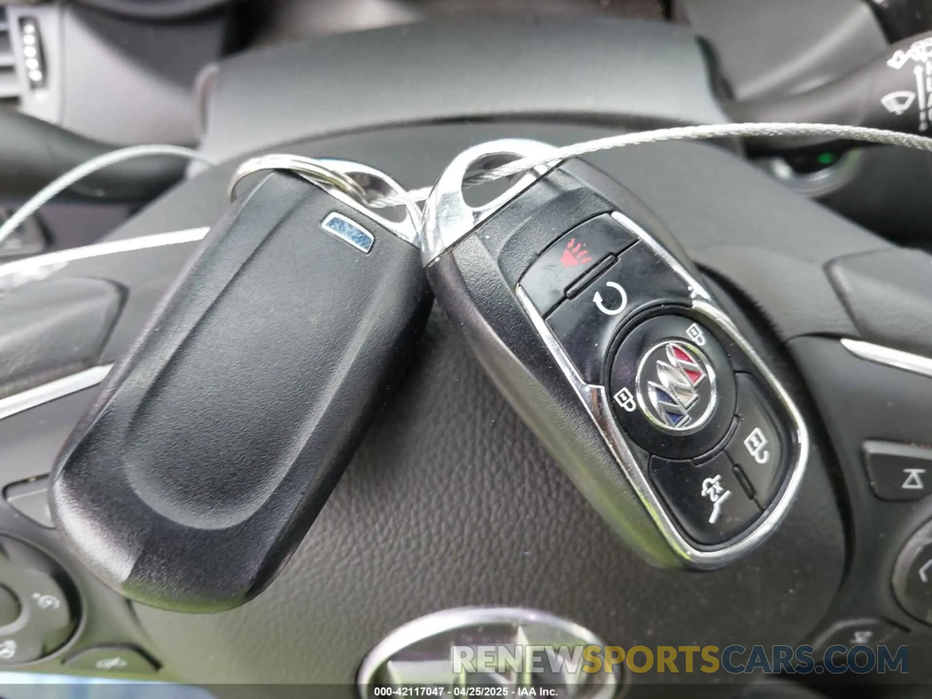 11 fotografías del automóvil dañado LRBFX4SX7LD032284 BUICK ENVISION 2020