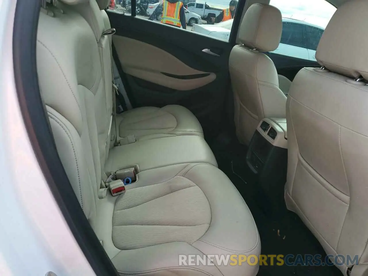 10 fotografías del automóvil dañado LRBFXASA9LD227958 BUICK ENVISION 2020