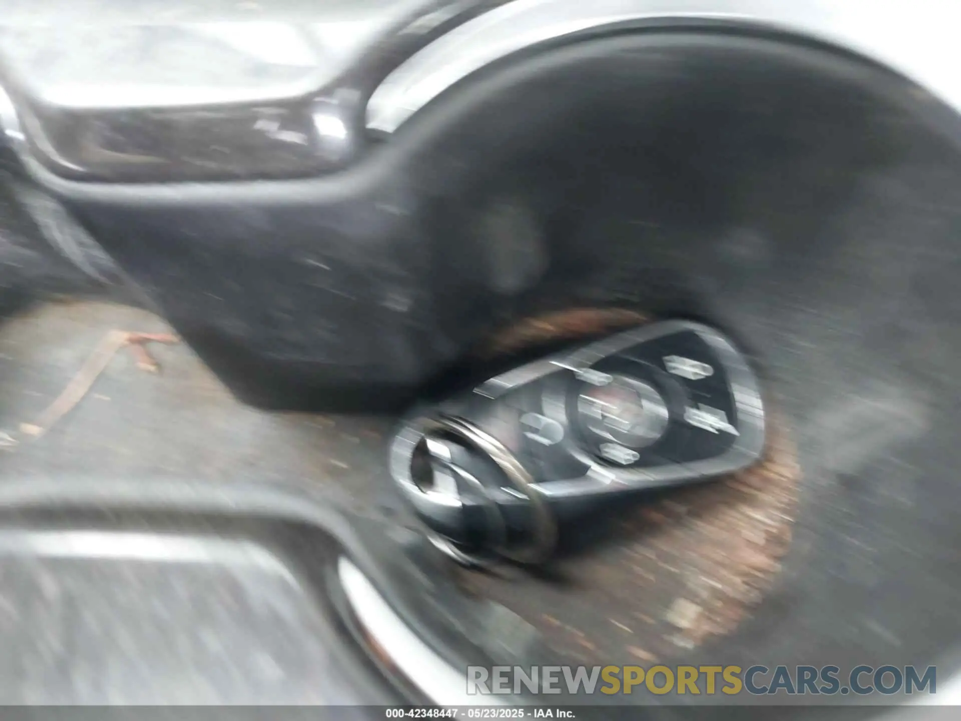 11 fotografías del automóvil dañado LRBFXBSA2LD167222 BUICK ENVISION 2020
