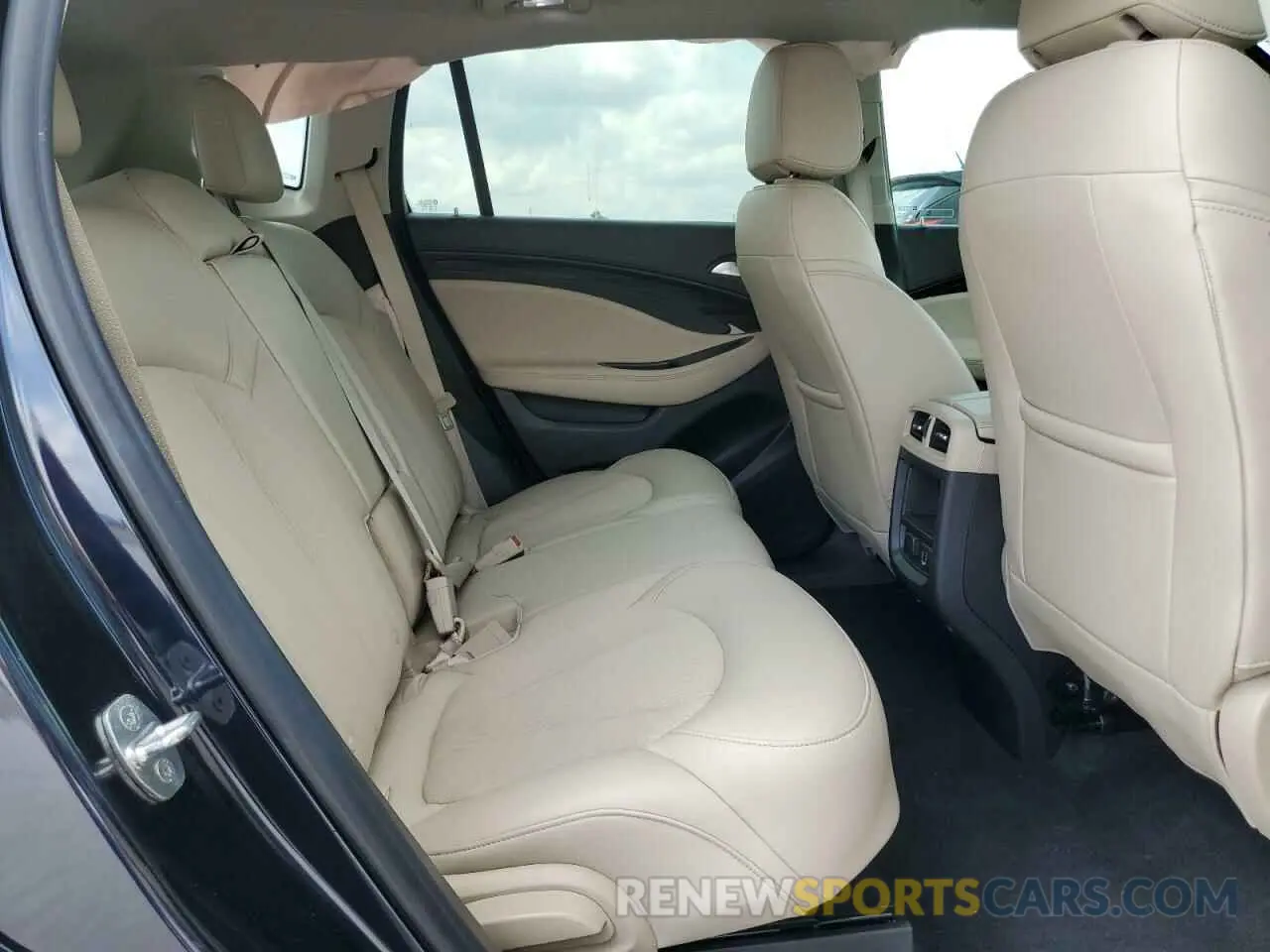 11 fotografías del automóvil dañado LRBFXBSA4LD230210 BUICK ENVISION 2020