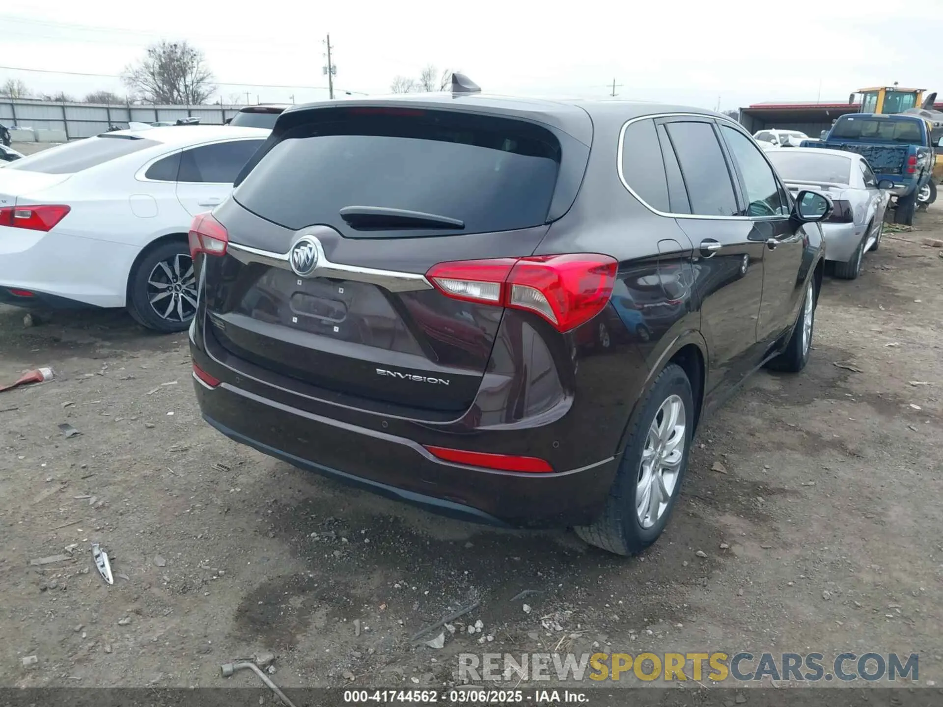 4 fotografías del automóvil dañado LRBFXBSA7LD157480 BUICK ENVISION 2020