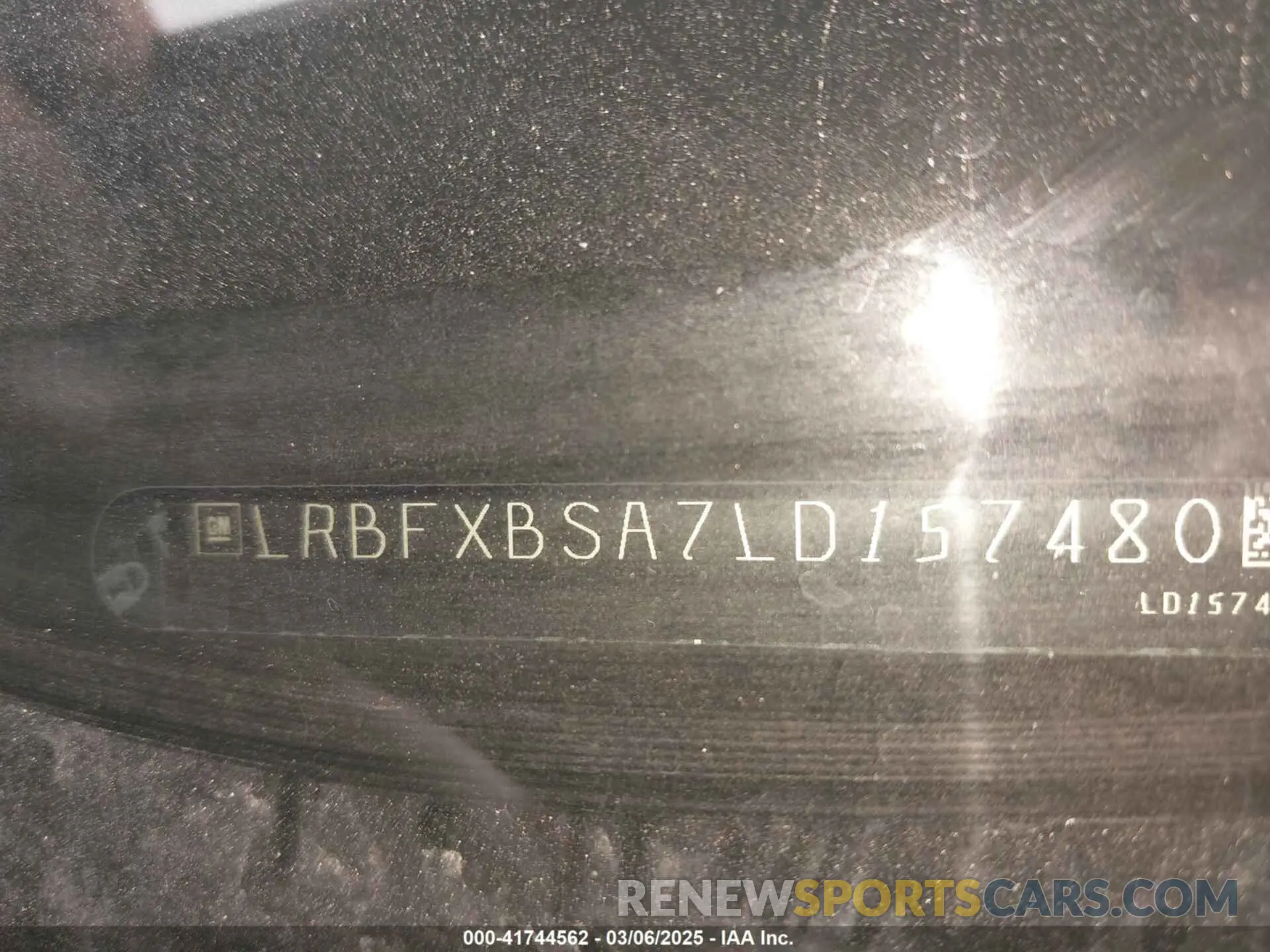 9 fotografías del automóvil dañado LRBFXBSA7LD157480 BUICK ENVISION 2020