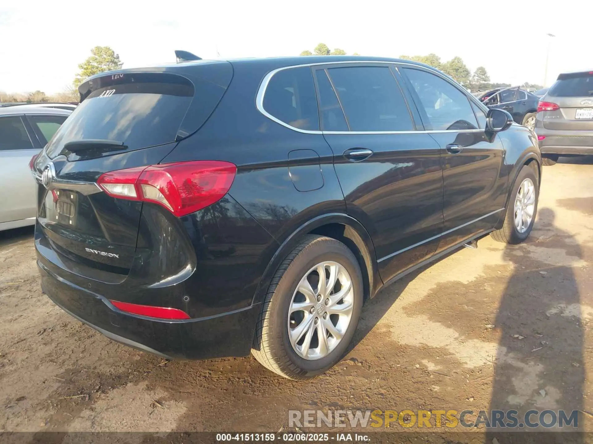 4 fotografías del automóvil dañado LRBFXBSA8LD211000 BUICK ENVISION 2020