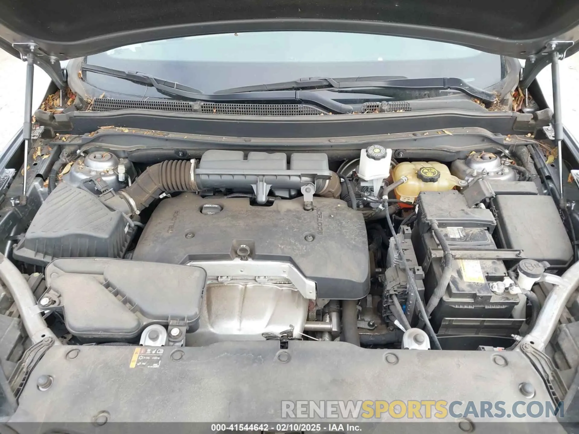 10 fotografías del automóvil dañado LRBFXBSAXLD160003 BUICK ENVISION 2020
