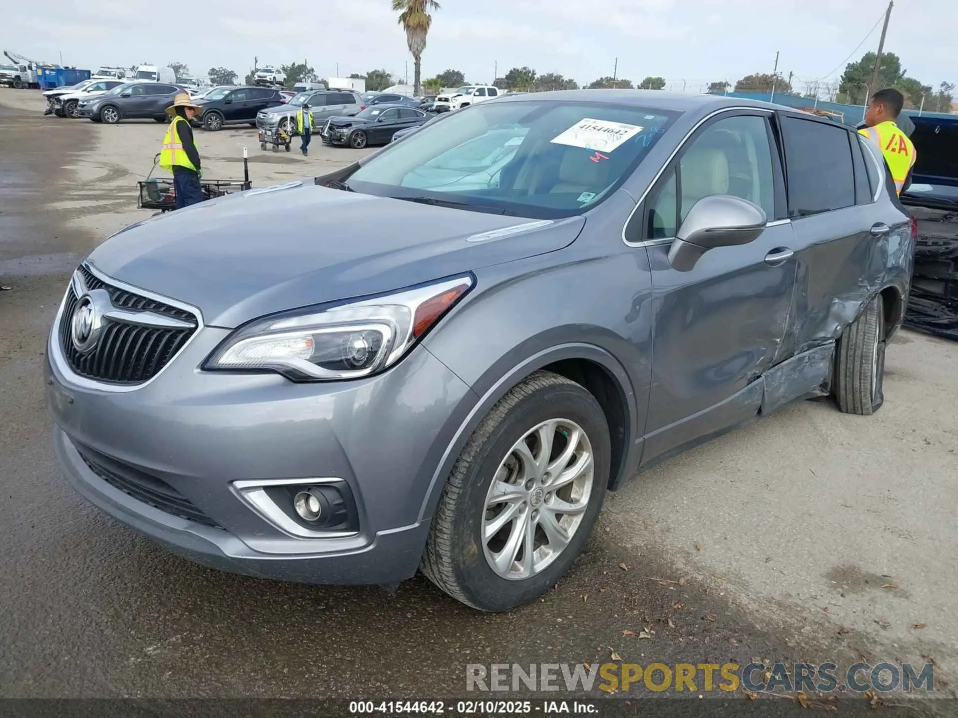 2 fotografías del automóvil dañado LRBFXBSAXLD160003 BUICK ENVISION 2020