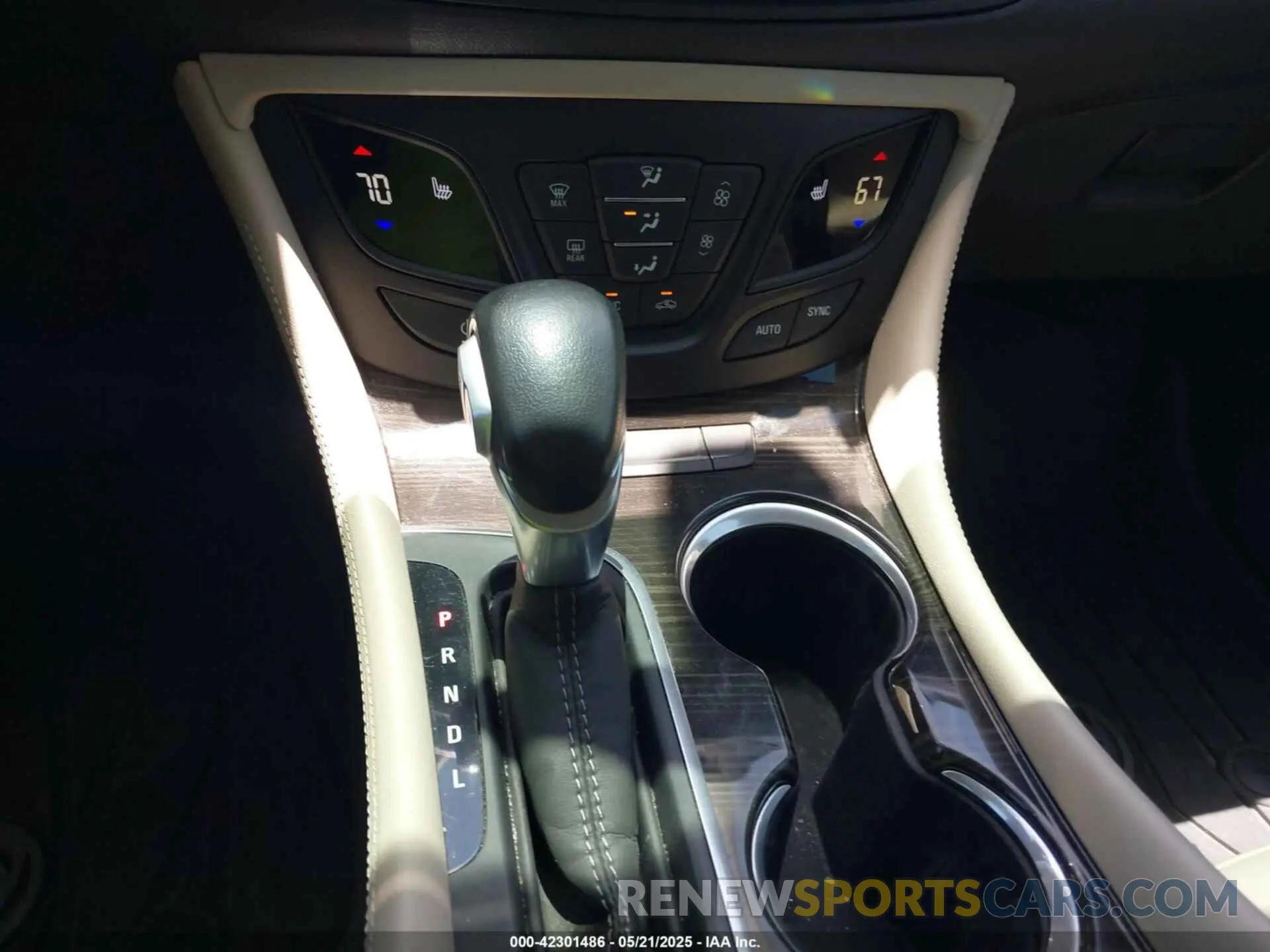 20 fotografías del automóvil dañado LRBFXBSAXLD230048 BUICK ENVISION 2020