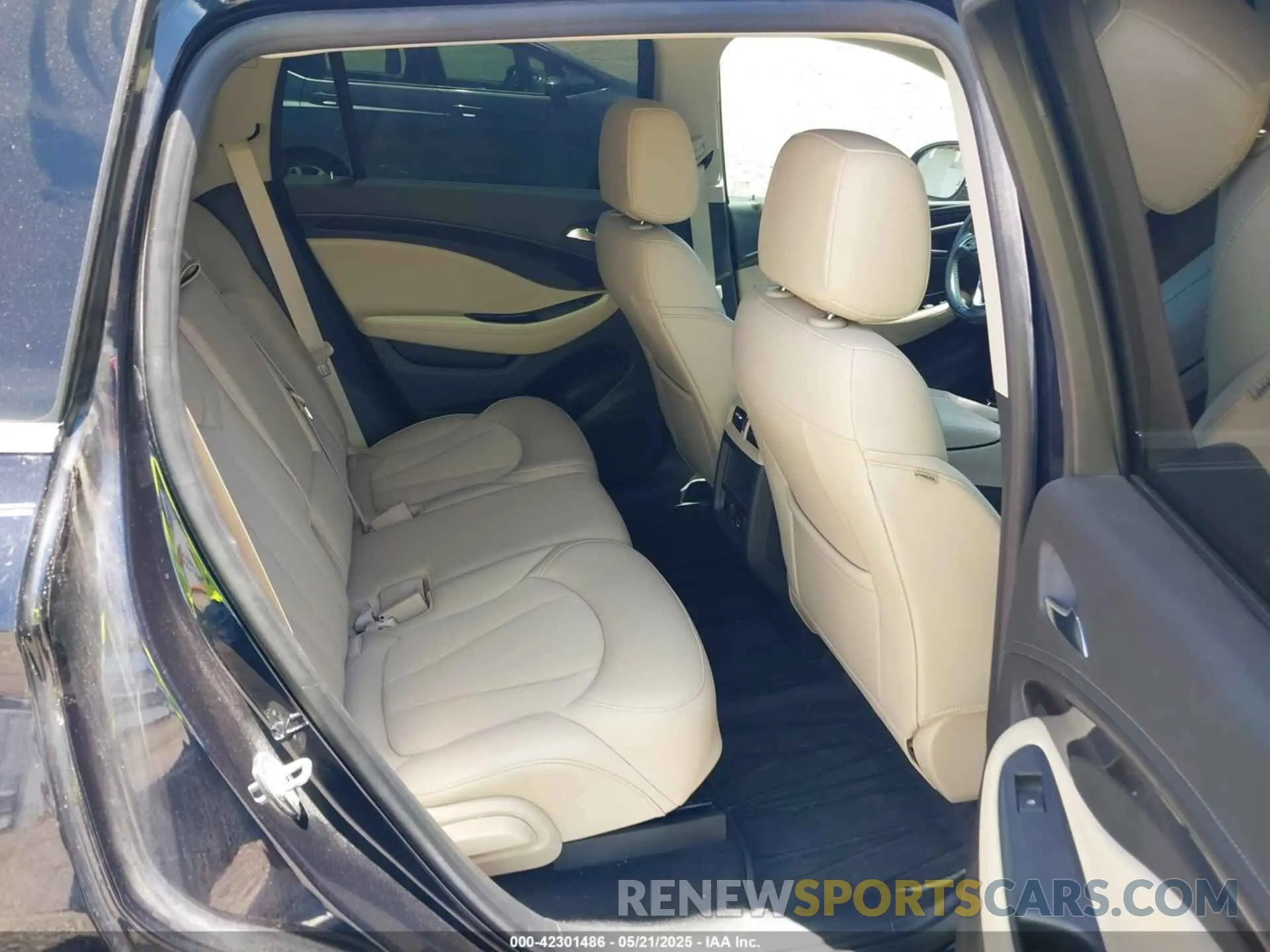 8 fotografías del automóvil dañado LRBFXBSAXLD230048 BUICK ENVISION 2020