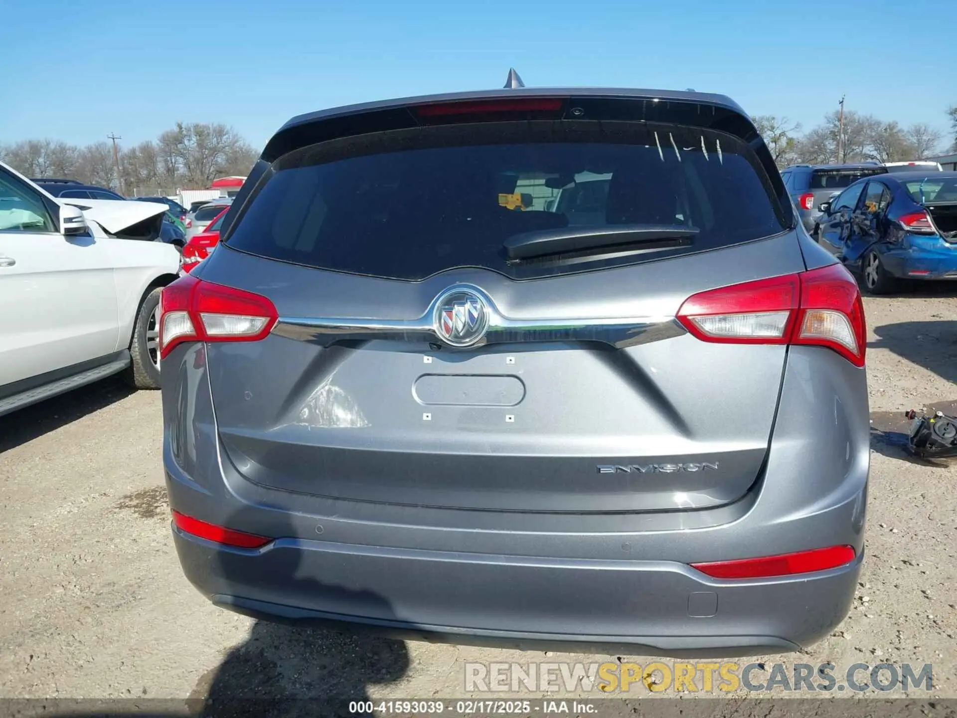 17 fotografías del automóvil dañado LRBFXCSA1LD164267 BUICK ENVISION 2020