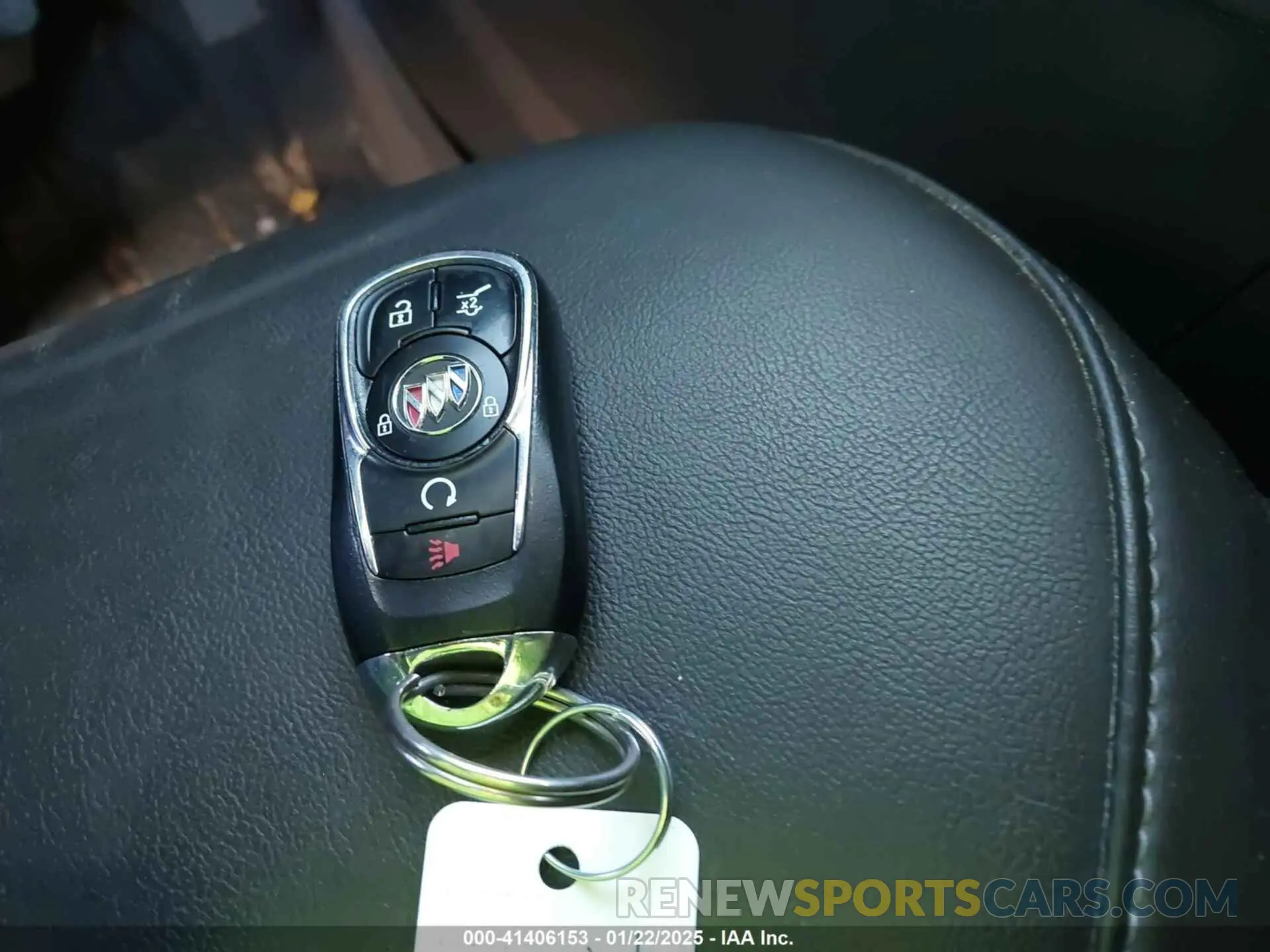 11 fotografías del automóvil dañado LRBFXCSA1LD184017 BUICK ENVISION 2020