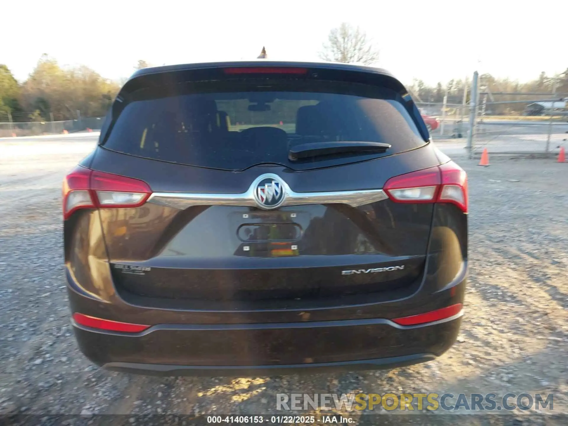 17 fotografías del automóvil dañado LRBFXCSA1LD184017 BUICK ENVISION 2020