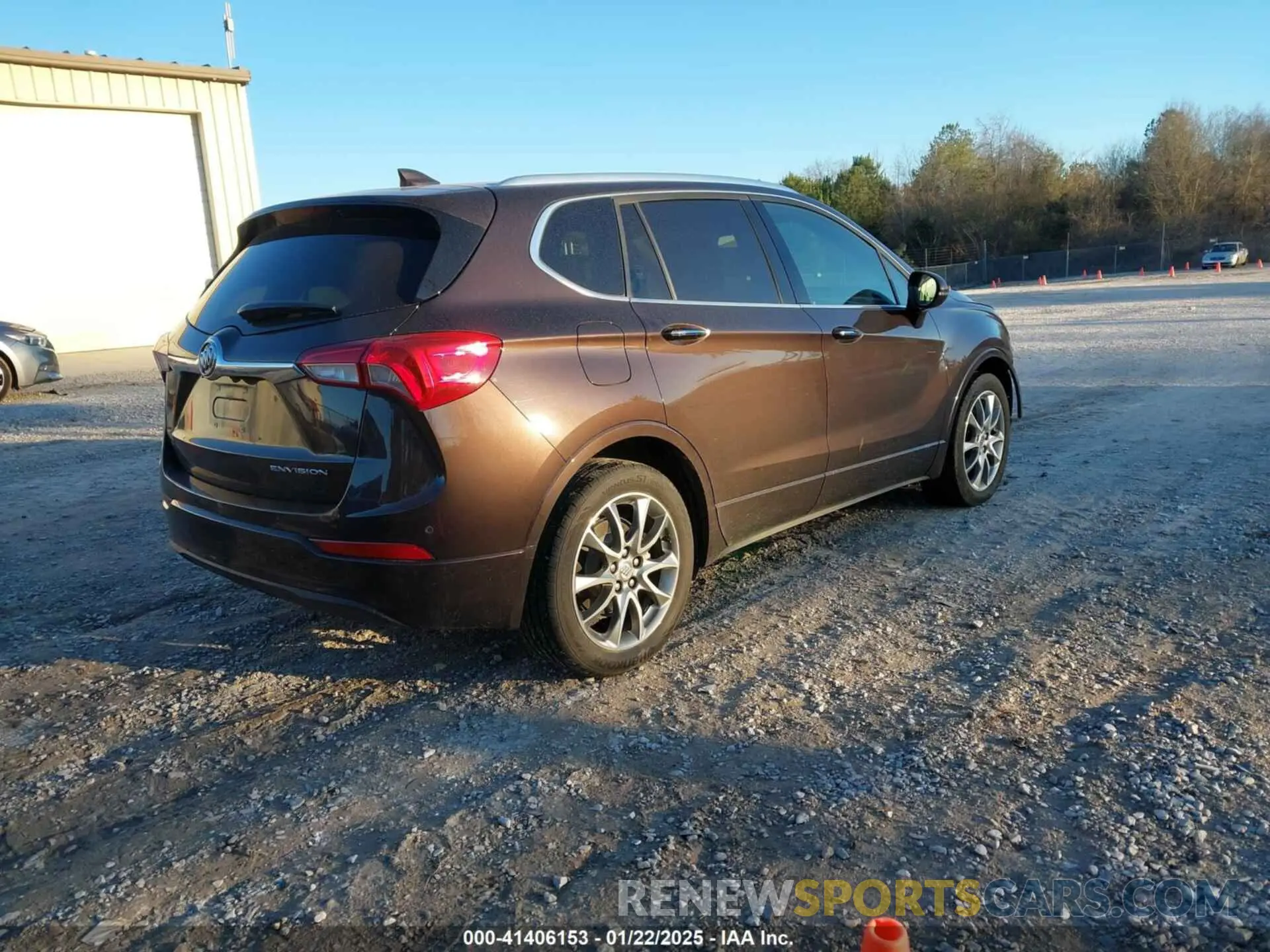 4 fotografías del automóvil dañado LRBFXCSA1LD184017 BUICK ENVISION 2020