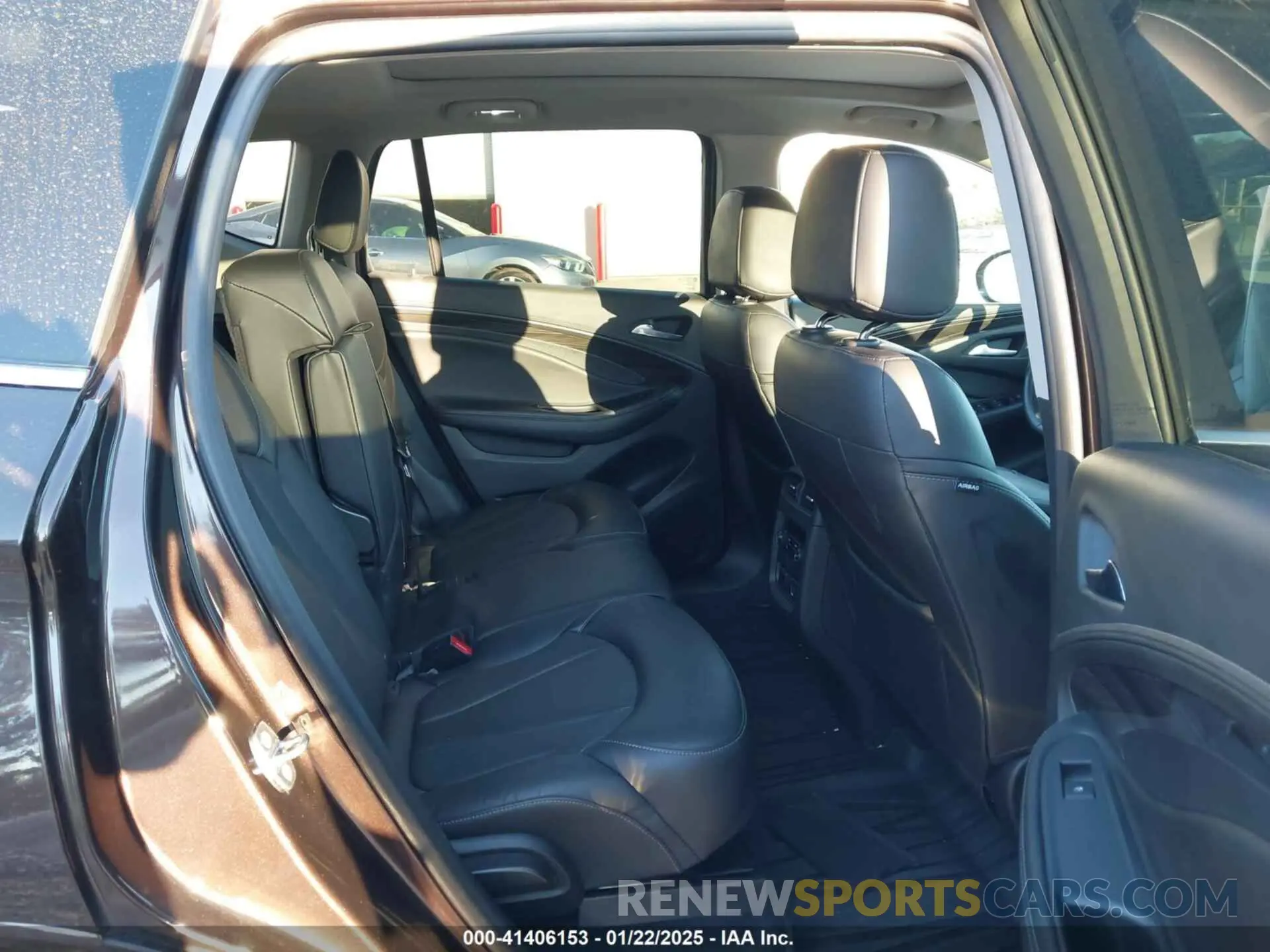 8 fotografías del automóvil dañado LRBFXCSA1LD184017 BUICK ENVISION 2020