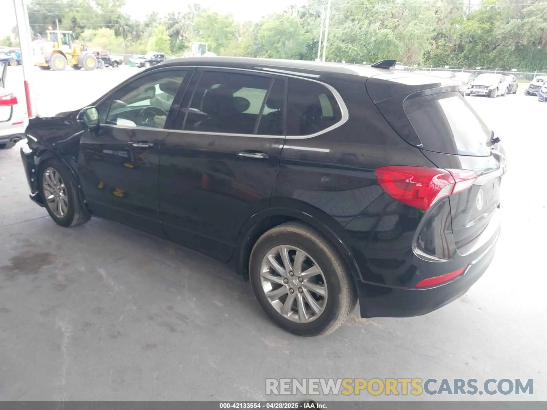 3 fotografías del automóvil dañado LRBFXCSA3LD015729 BUICK ENVISION 2020