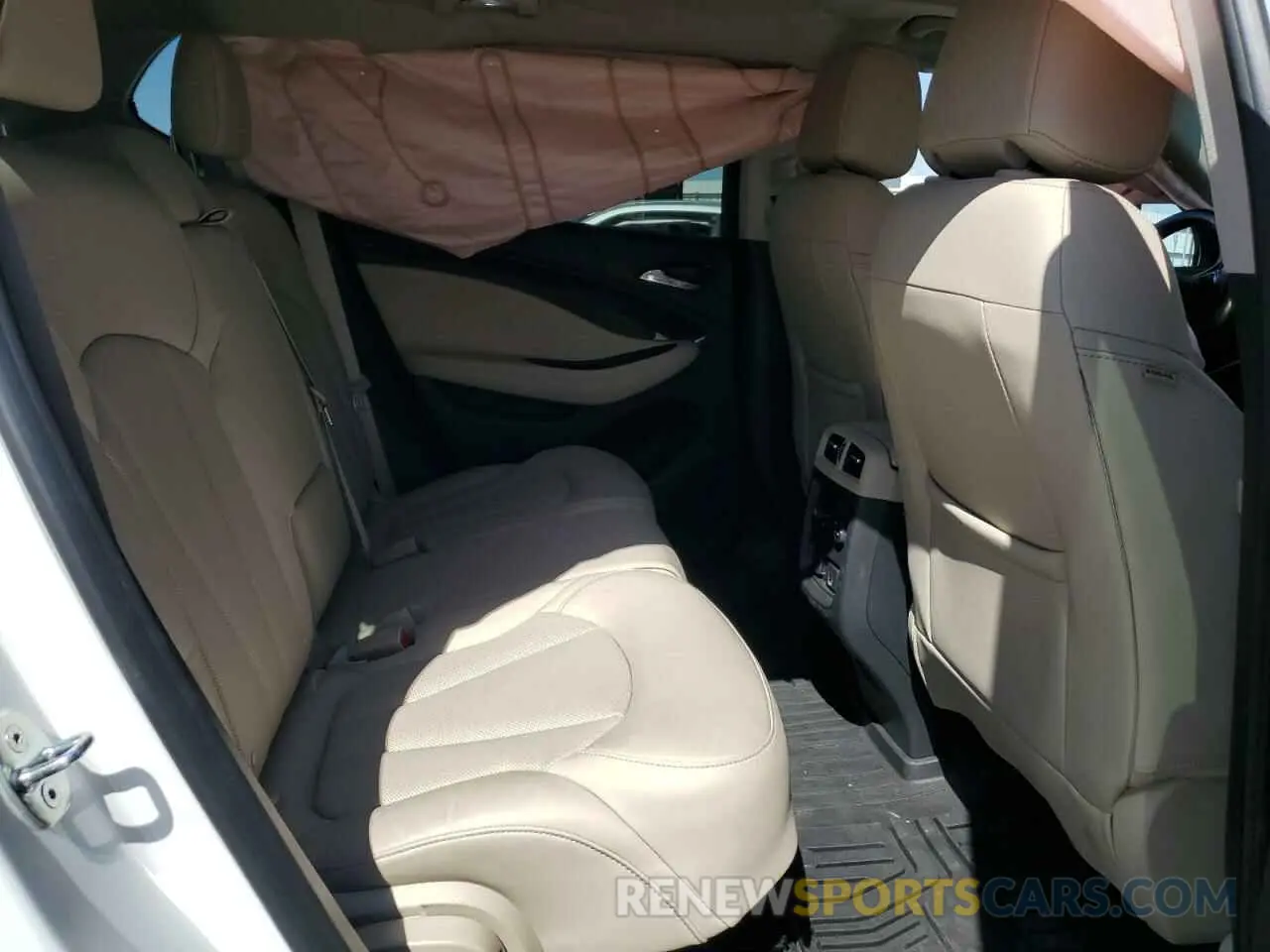 11 fotografías del automóvil dañado LRBFXCSA3LD035625 BUICK ENVISION 2020