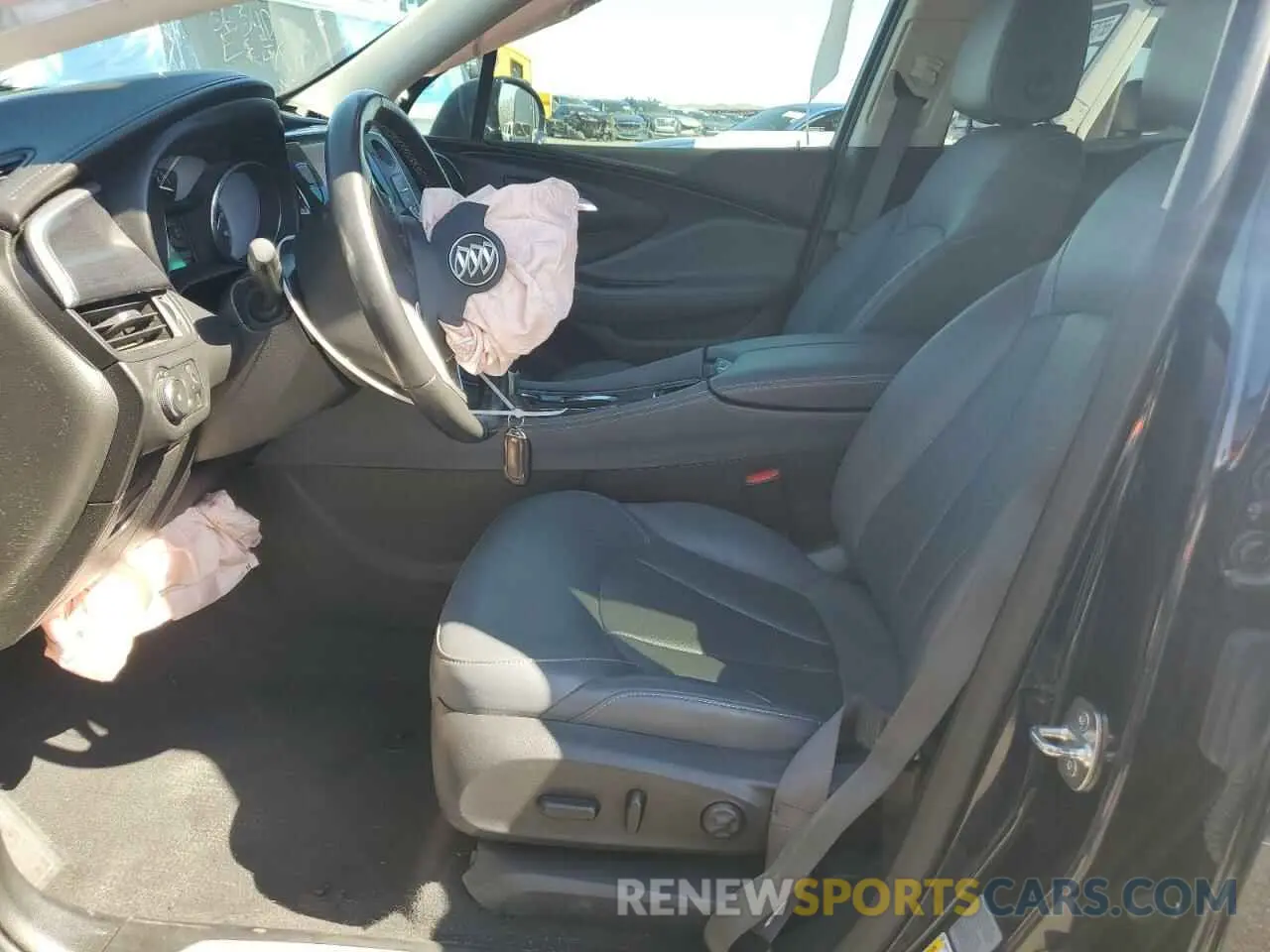 7 fotografías del automóvil dañado LRBFXCSA3LD104071 BUICK ENVISION 2020