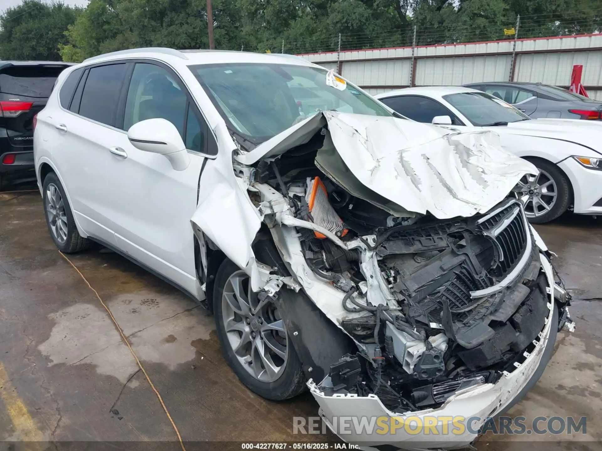 1 fotografías del automóvil dañado LRBFXCSA3LD114793 BUICK ENVISION 2020
