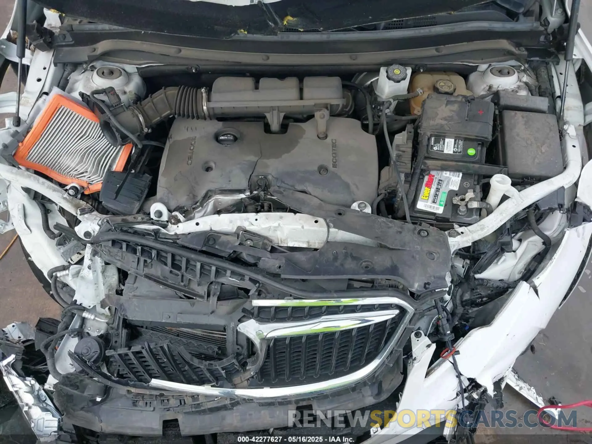 10 fotografías del automóvil dañado LRBFXCSA3LD114793 BUICK ENVISION 2020
