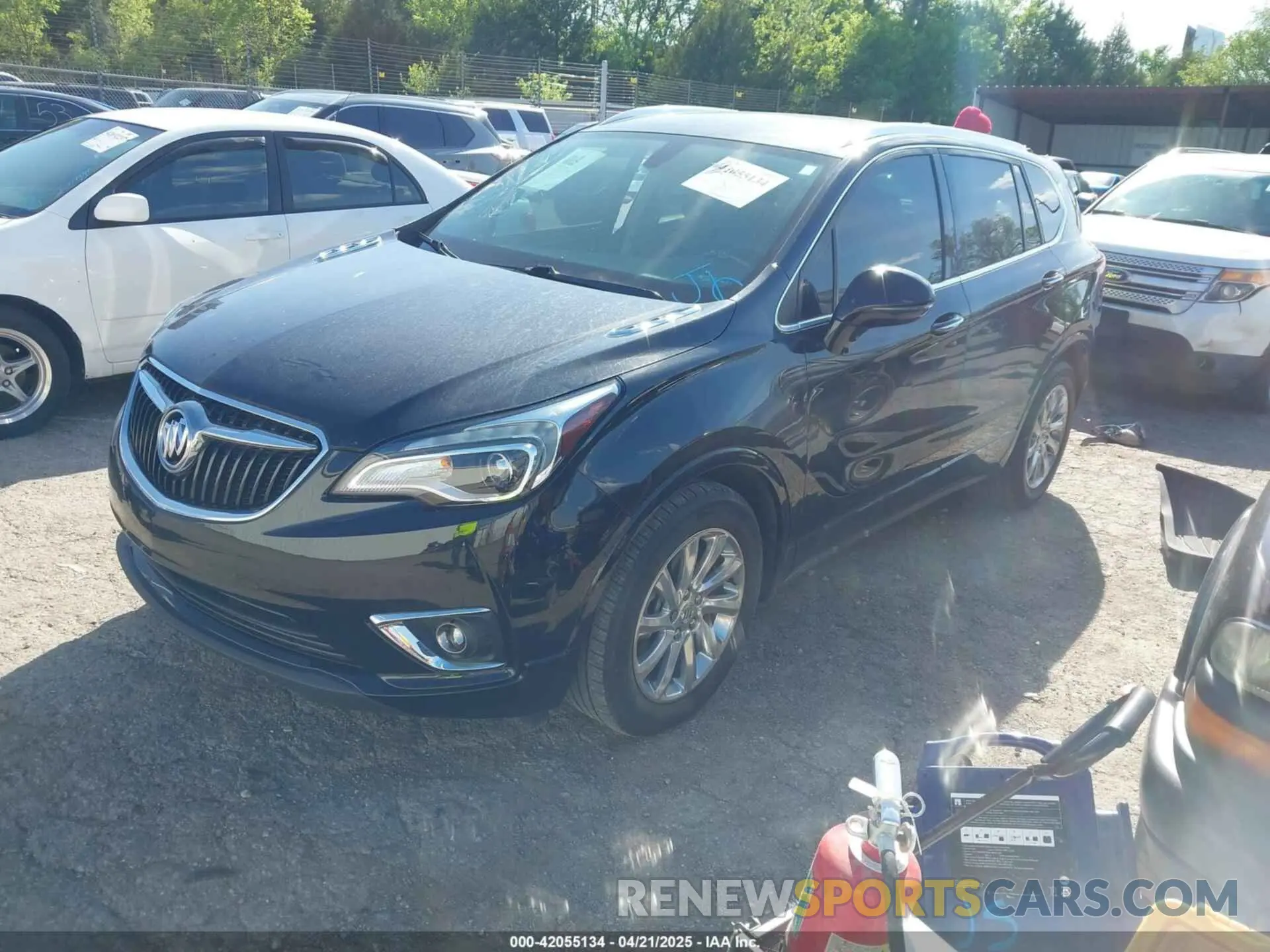 2 fotografías del automóvil dañado LRBFXCSA3LD209970 BUICK ENVISION 2020