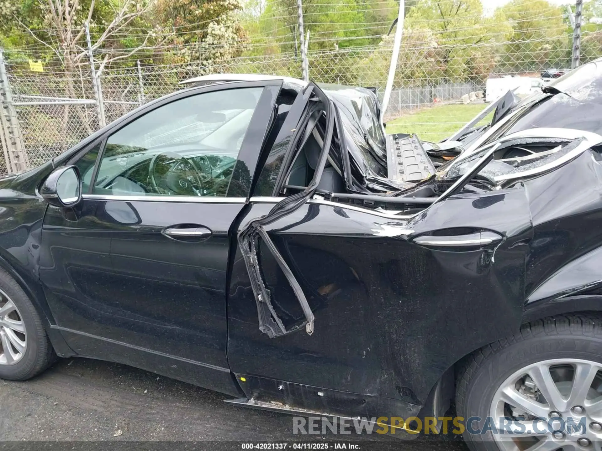 14 fotografías del automóvil dañado LRBFXCSA6LD112391 BUICK ENVISION 2020