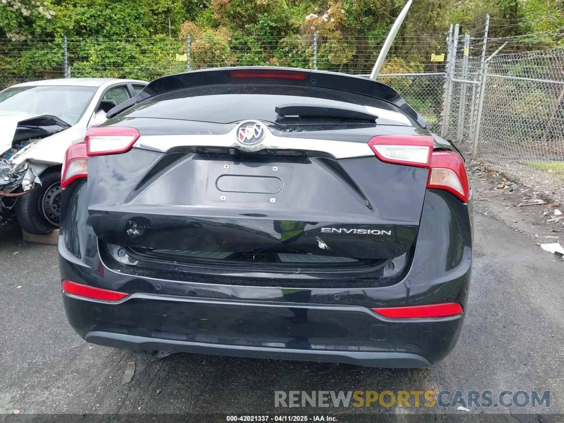 16 fotografías del automóvil dañado LRBFXCSA6LD112391 BUICK ENVISION 2020