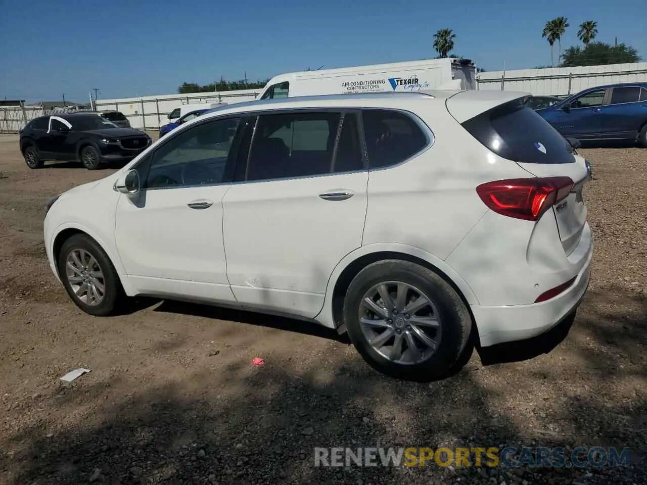 2 fotografías del automóvil dañado LRBFXCSA7LD068577 BUICK ENVISION 2020