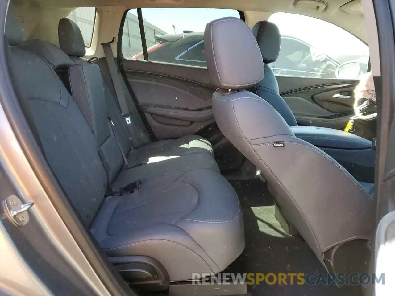 11 fotografías del automóvil dañado LRBFXCSA9LD139777 BUICK ENVISION 2020