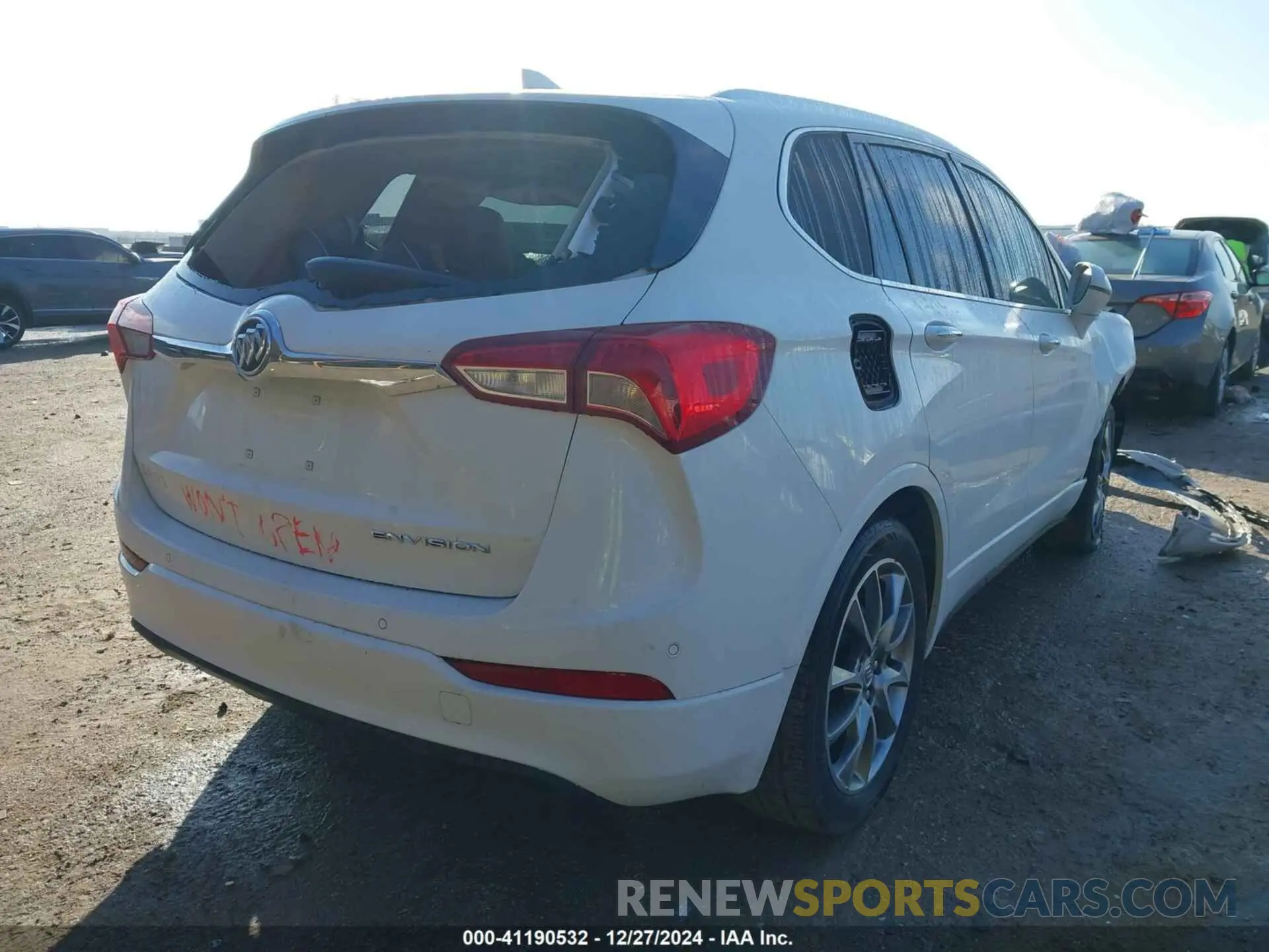 4 fotografías del automóvil dañado LRBFXCSA9LD150360 BUICK ENVISION 2020