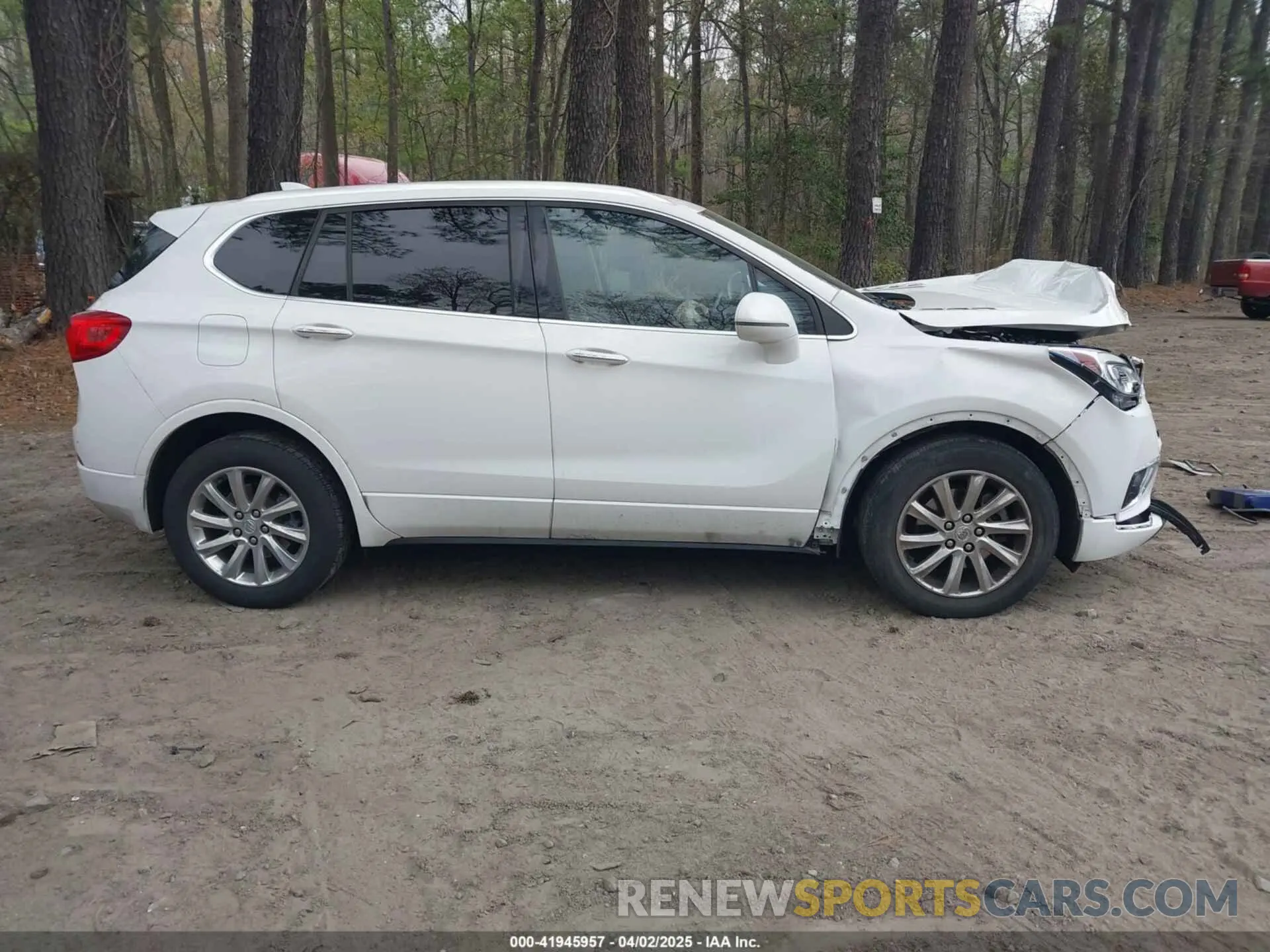 13 fotografías del automóvil dañado LRBFXCSAXLD069612 BUICK ENVISION 2020