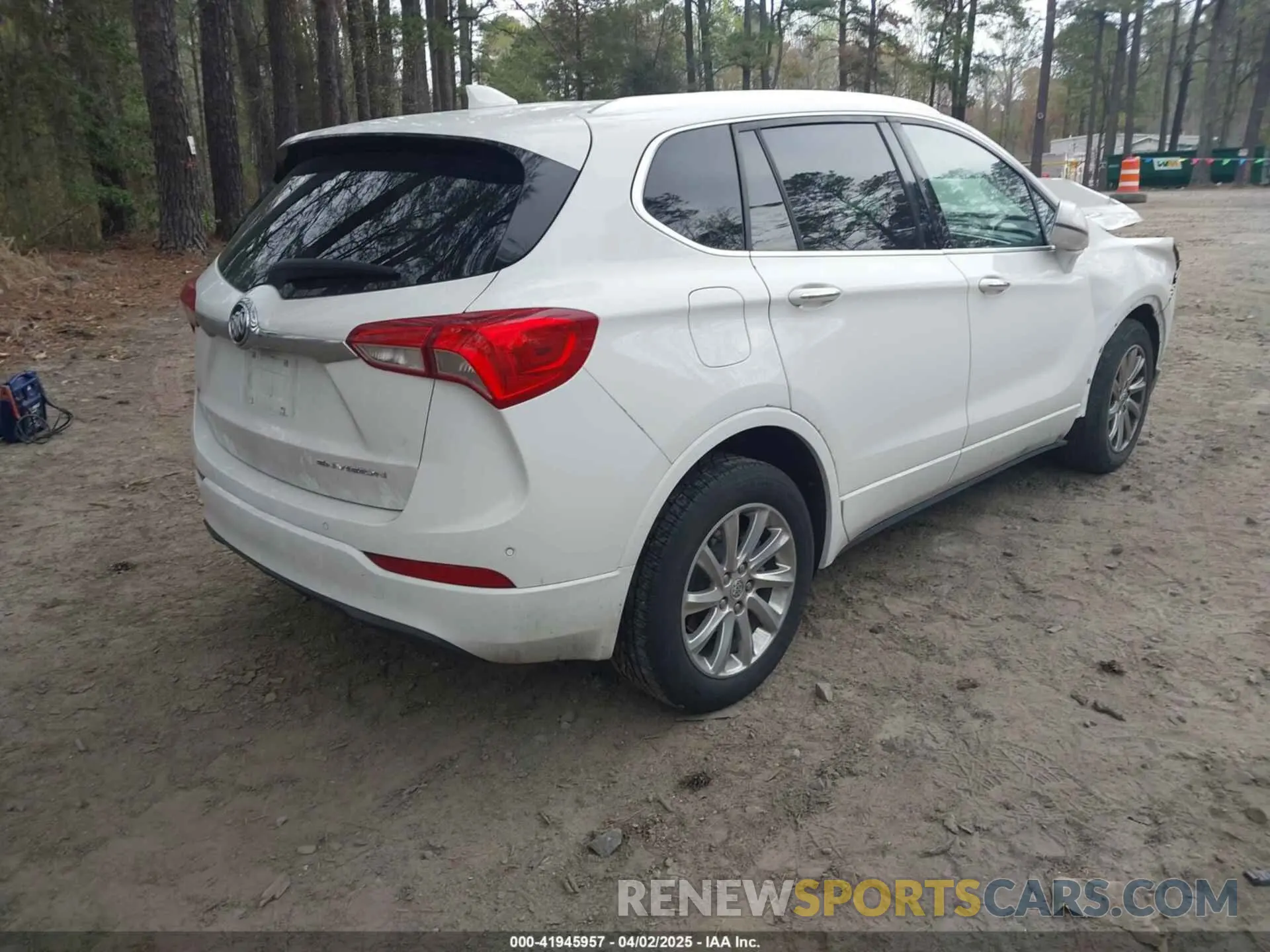 4 fotografías del automóvil dañado LRBFXCSAXLD069612 BUICK ENVISION 2020