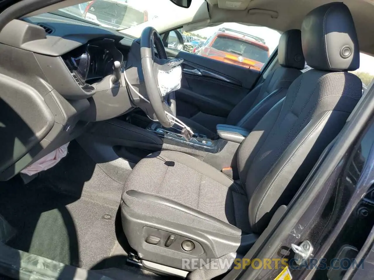 7 fotografías del automóvil dañado LRBAZLR44MD149719 BUICK ENVISION 2021