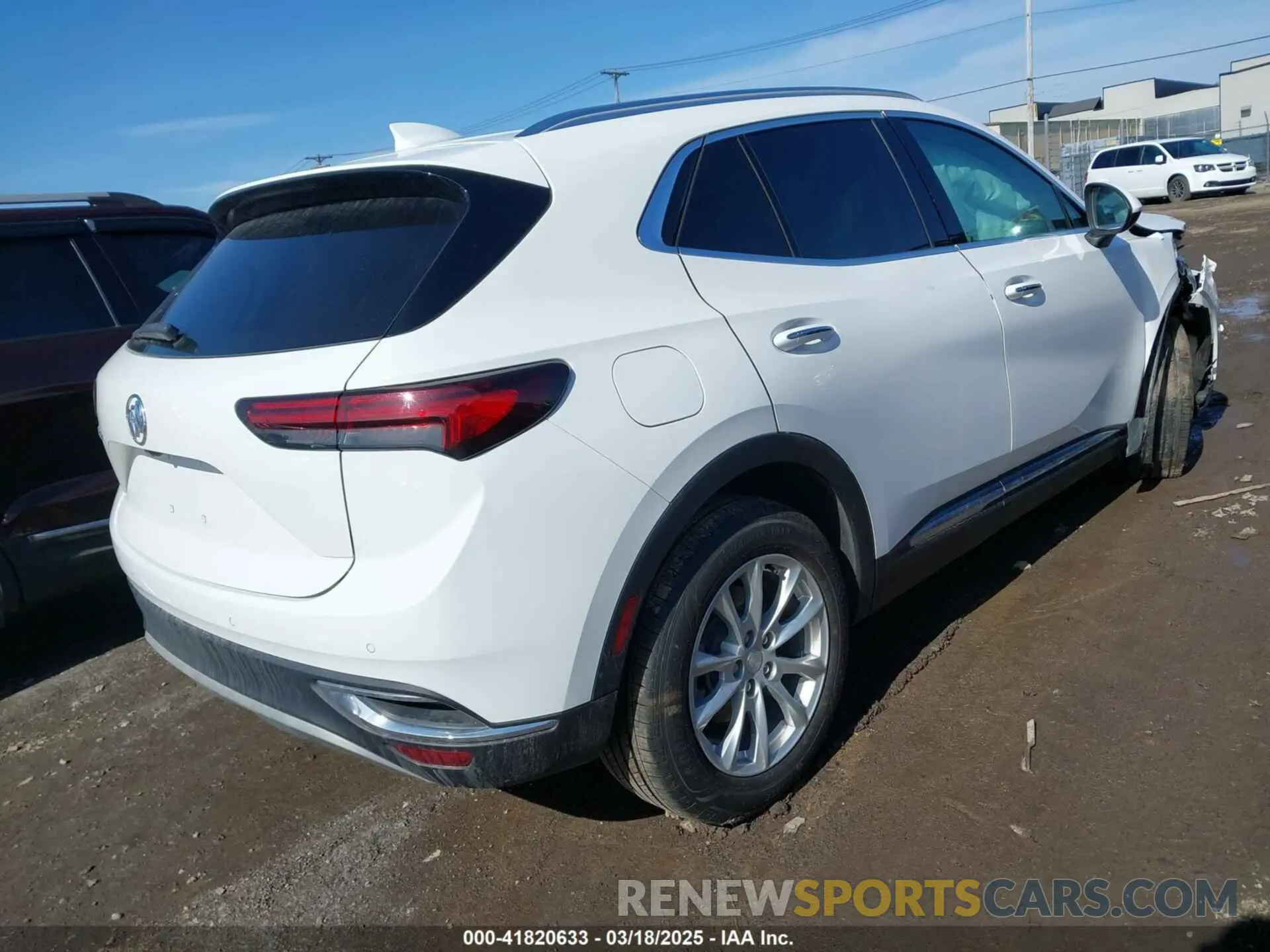 4 fotografías del automóvil dañado LRBAZLR45MD041450 BUICK ENVISION 2021