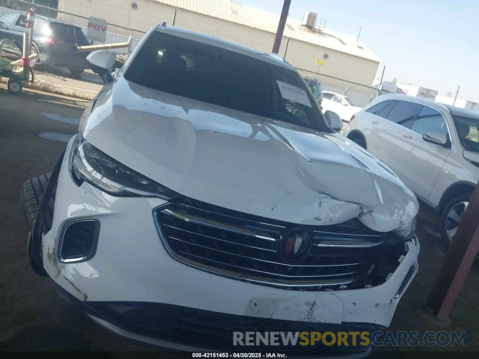 12 fotografías del automóvil dañado LRBFZNR41MD076150 BUICK ENVISION 2021