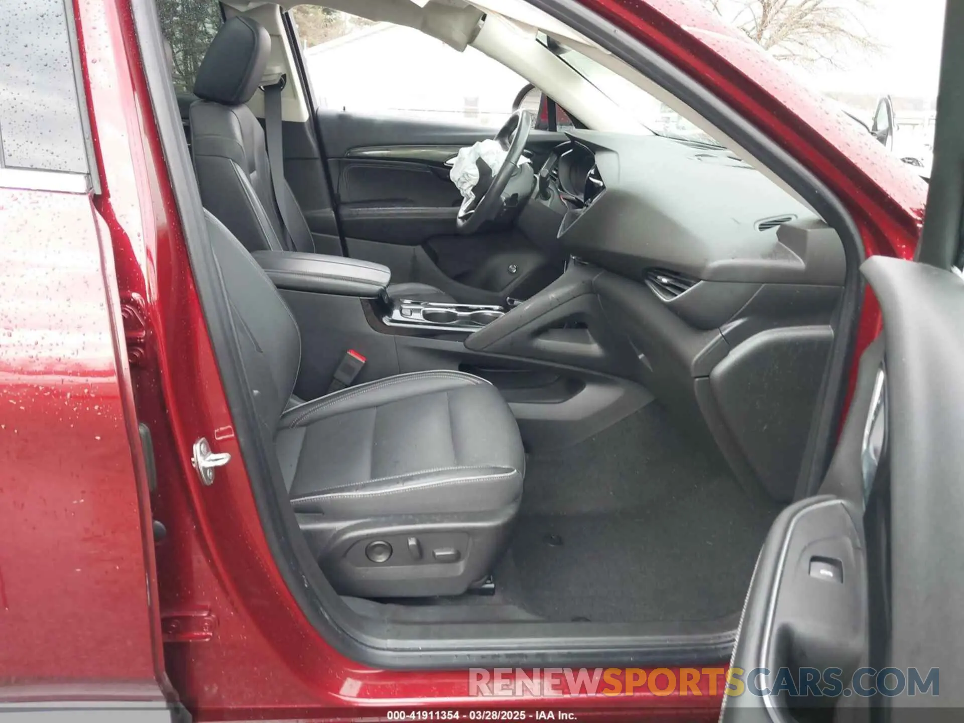 5 fotografías del automóvil dañado LRBFZNR44MD041828 BUICK ENVISION 2021