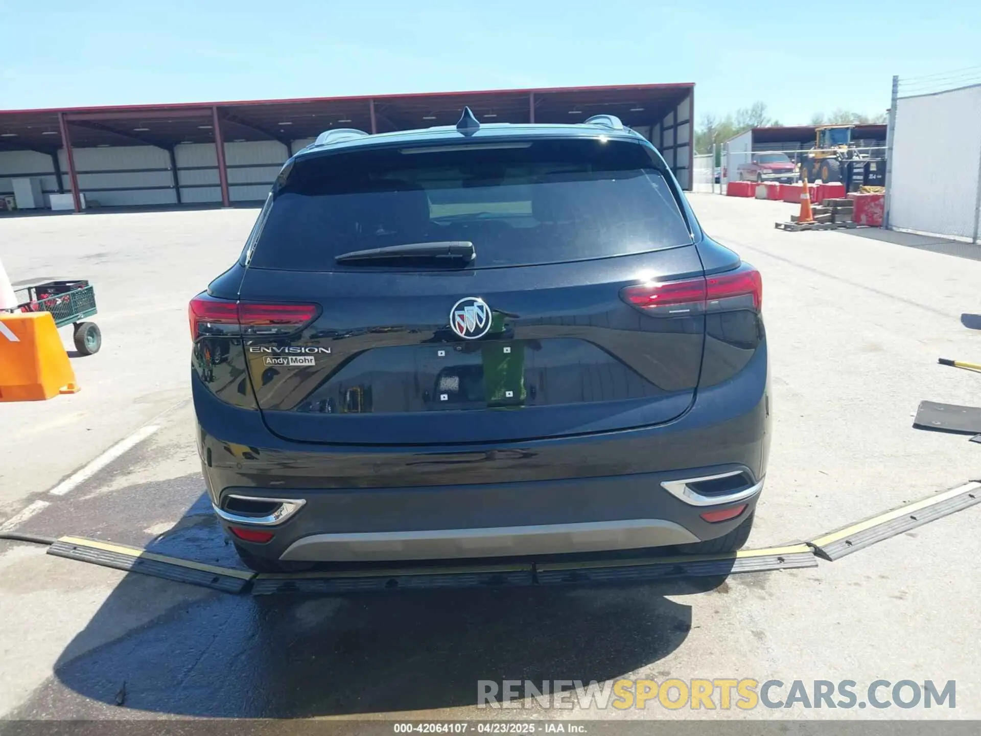 17 fotografías del automóvil dañado LRBFZNR45MD087197 BUICK ENVISION 2021