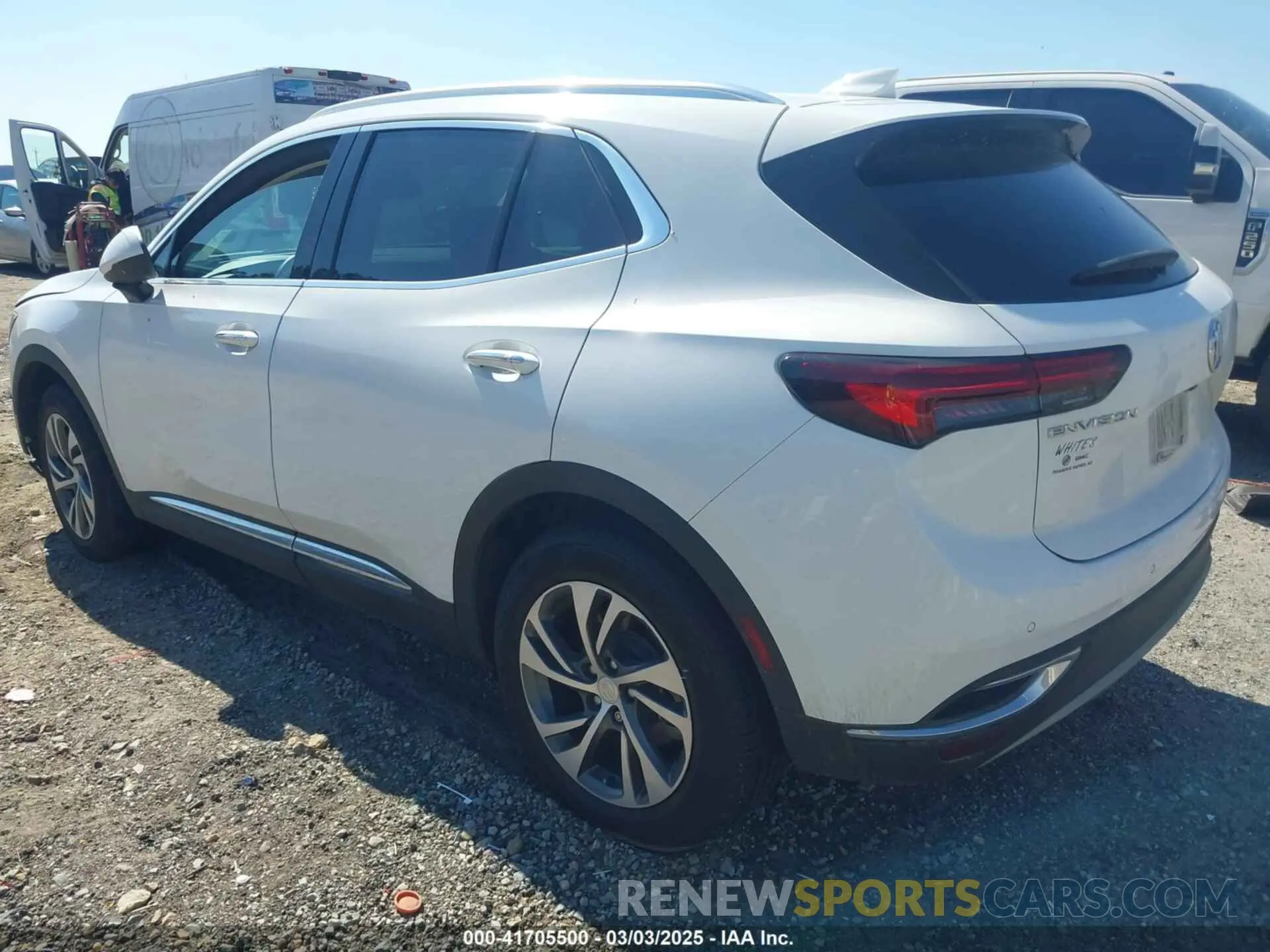 3 fotografías del automóvil dañado LRBFZNR47MD075679 BUICK ENVISION 2021