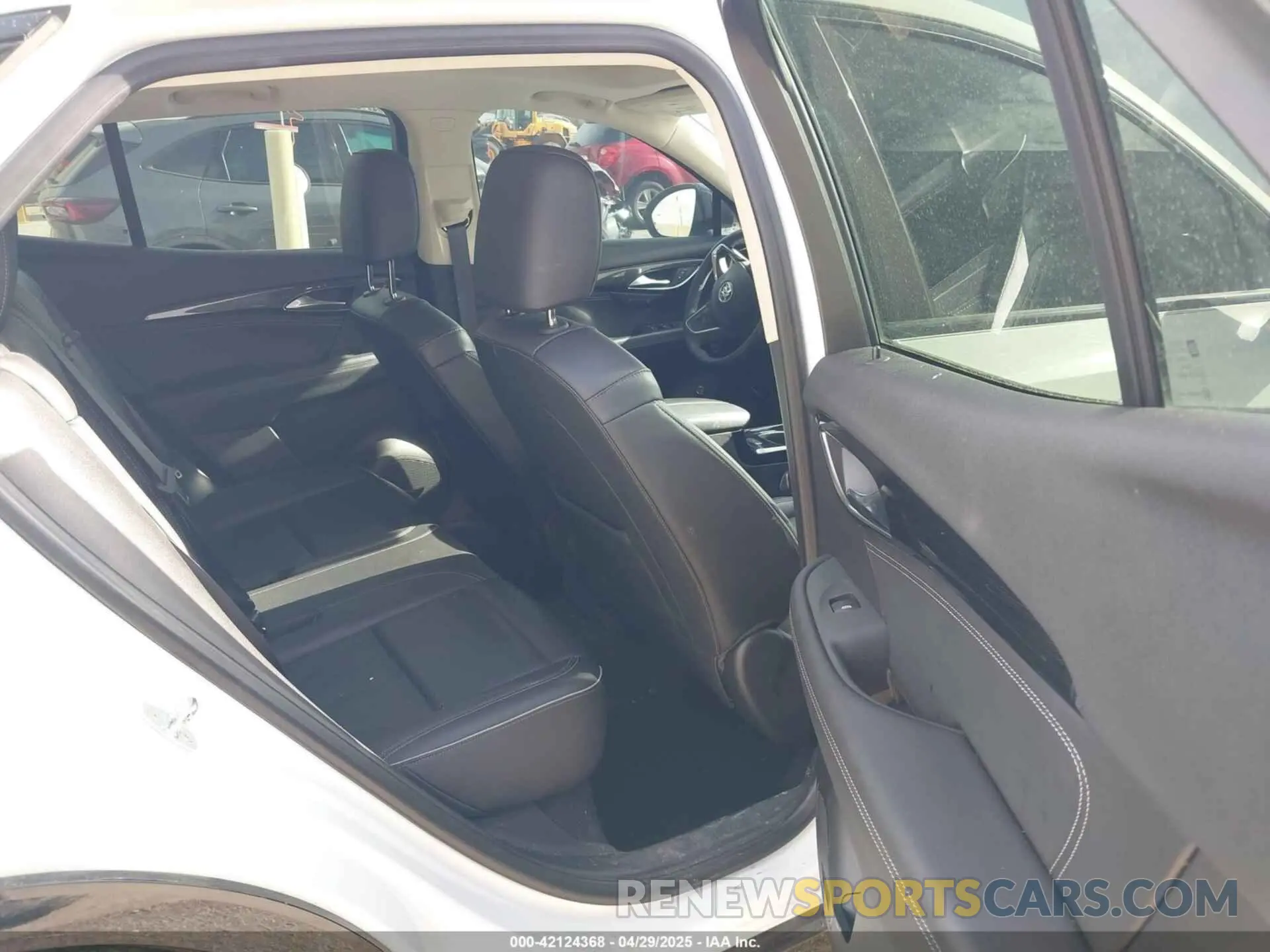 8 fotografías del automóvil dañado LRBFZPR42MD136867 BUICK ENVISION 2021