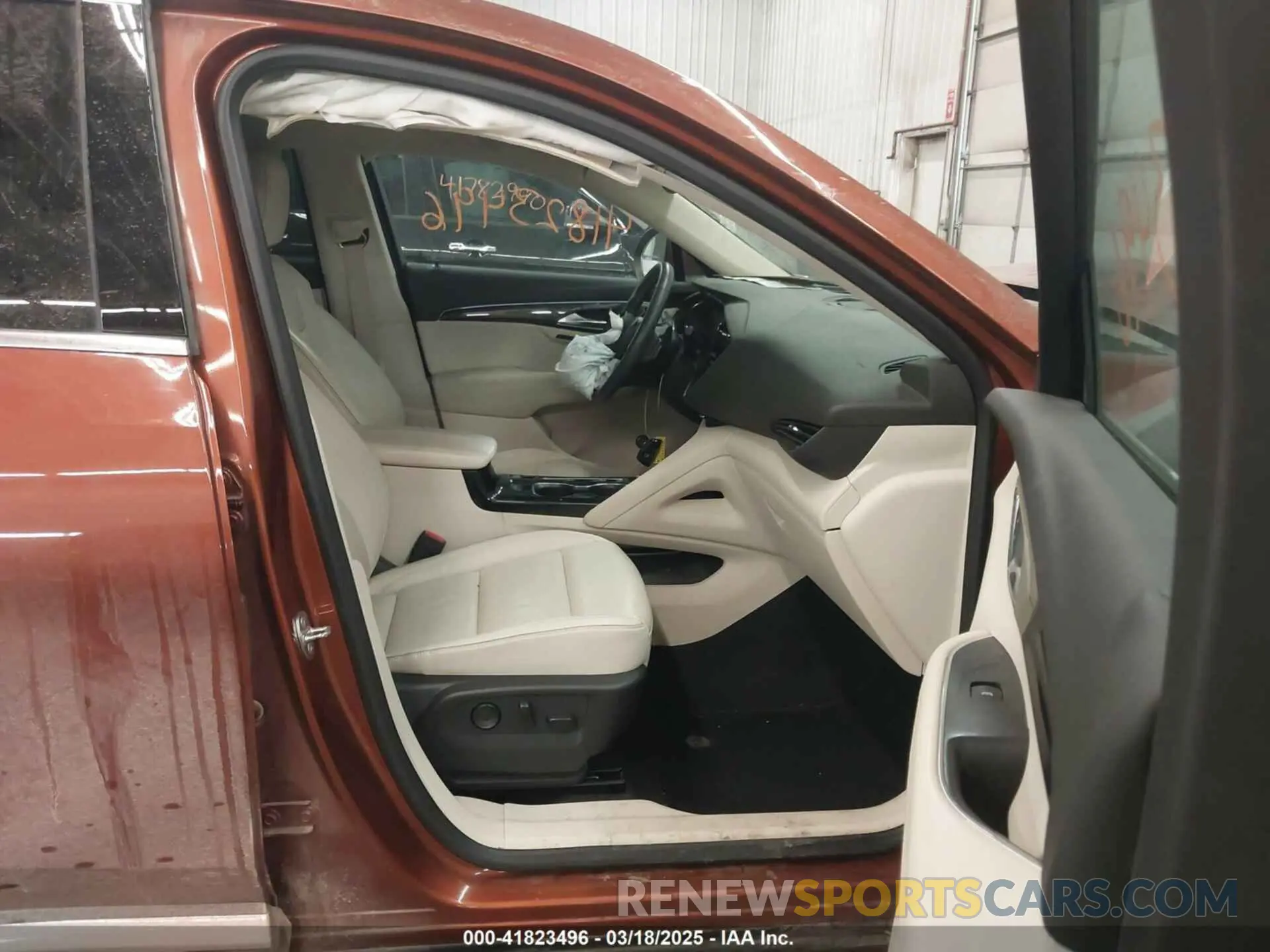 5 fotografías del automóvil dañado LRBFZPR43MD139423 BUICK ENVISION 2021