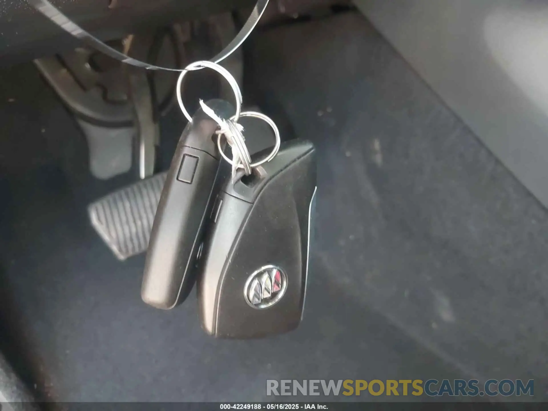 11 fotografías del automóvil dañado LRBFZPR46MD123149 BUICK ENVISION 2021