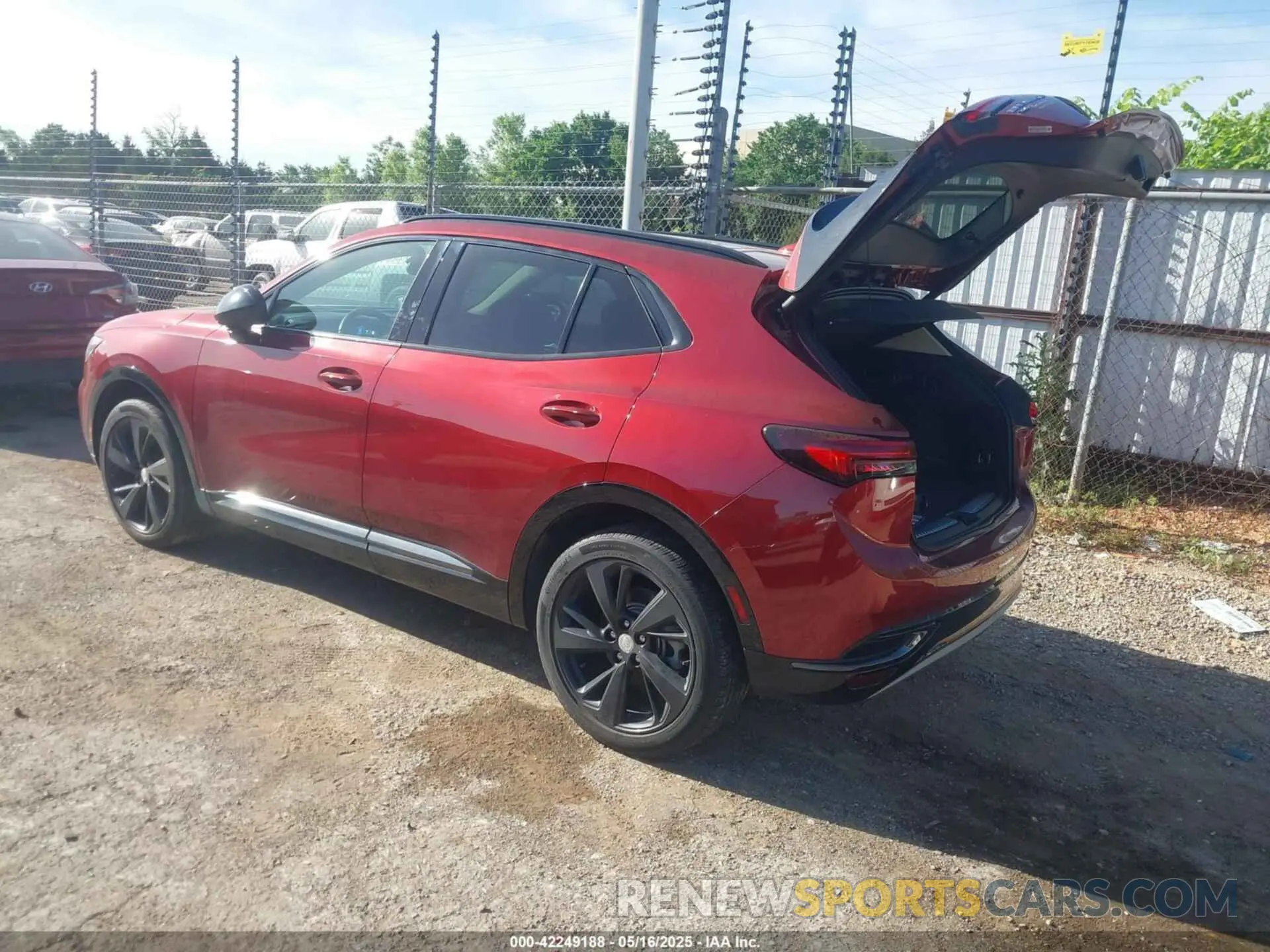 3 fotografías del automóvil dañado LRBFZPR46MD123149 BUICK ENVISION 2021